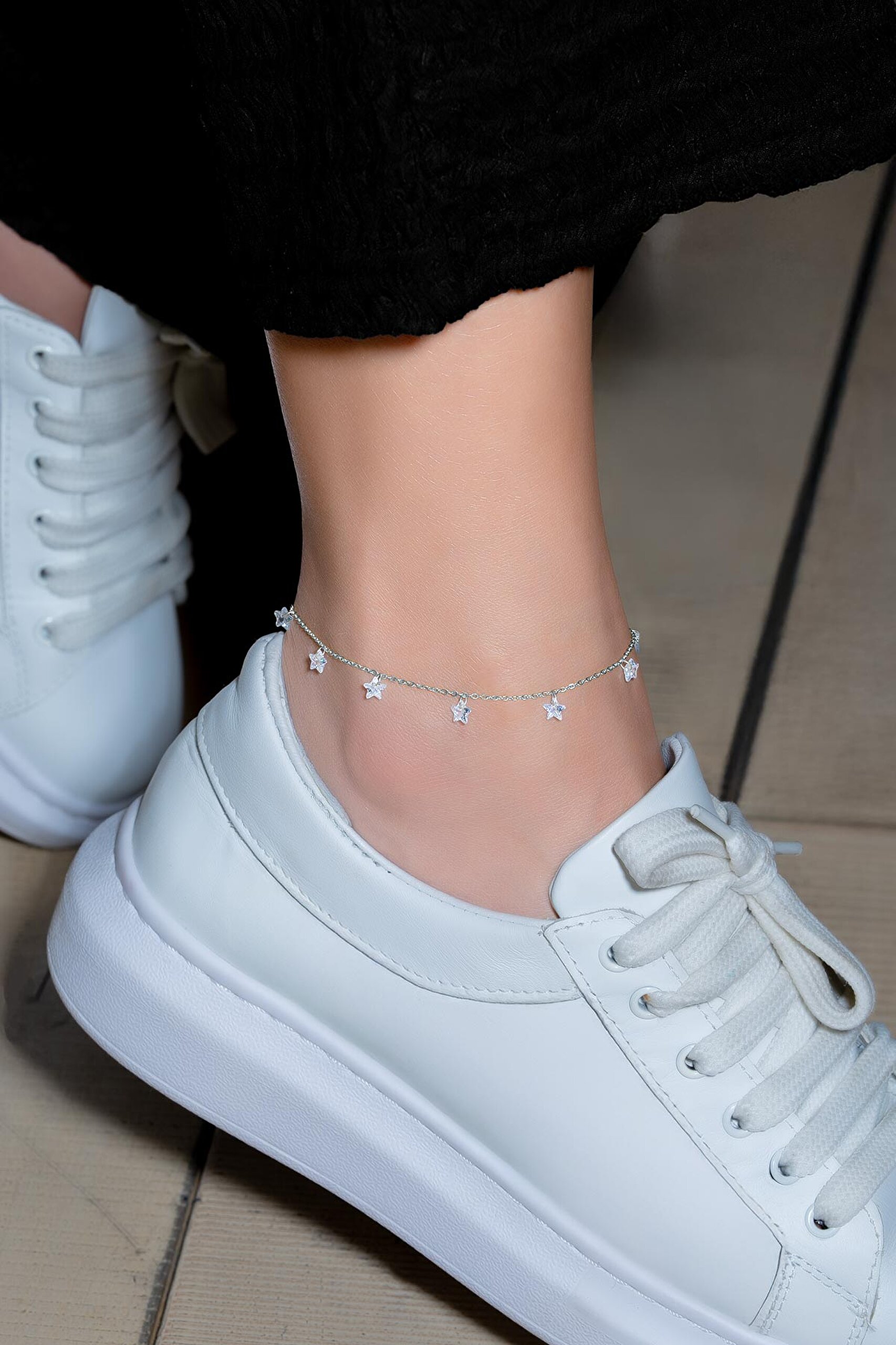 ⁠ Yıldızlı Gece 18 Ayar Beyaz Altın Kaplama 25 Cm Gümüş Hal Hal_1}