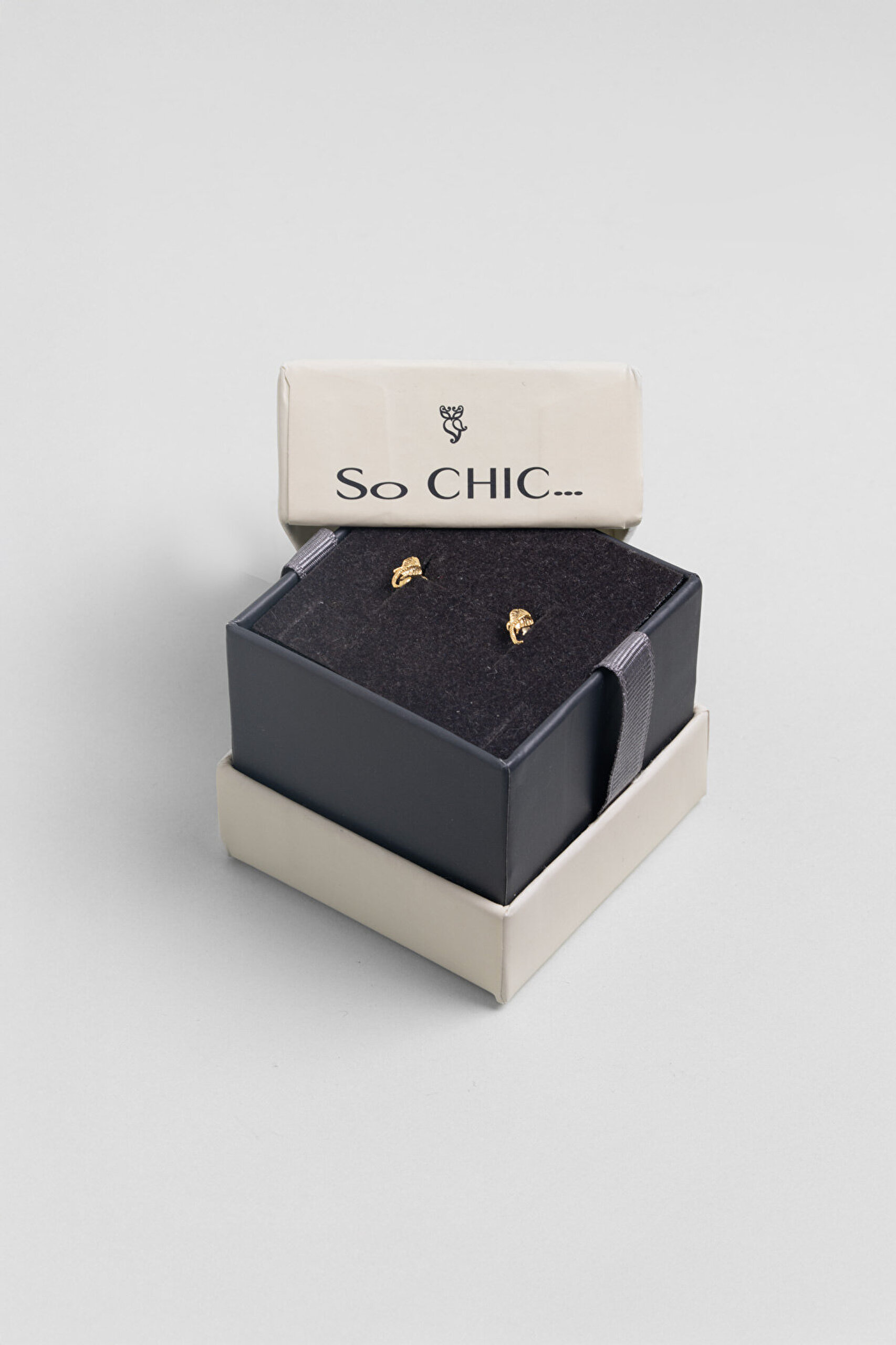 Minimal Fil Figürlü 18 Ayar Sarı Altın Kaplama Gümüş Küpe - 2