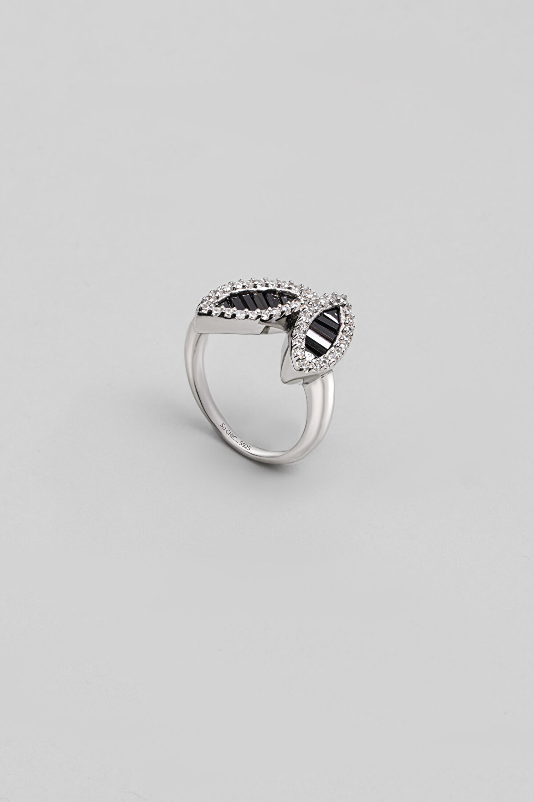 Bahar Yaprağı 18 Ayar Beyaz Altın Kaplama Gümüş Yüzük - 0