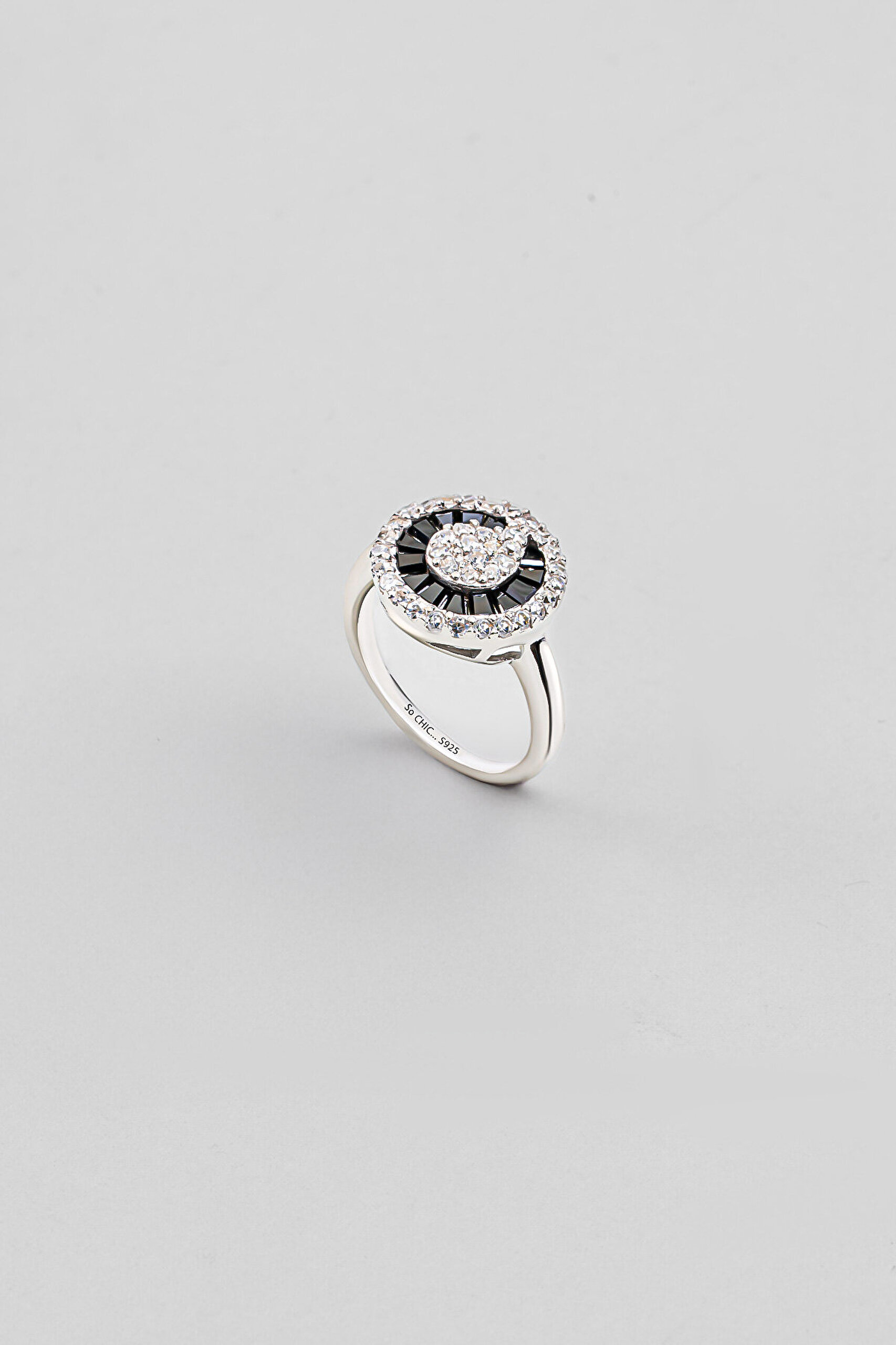 Baget Işıltısı 18 Ayar Beyaz Altın Kaplama Gümüş Yüzük - 0