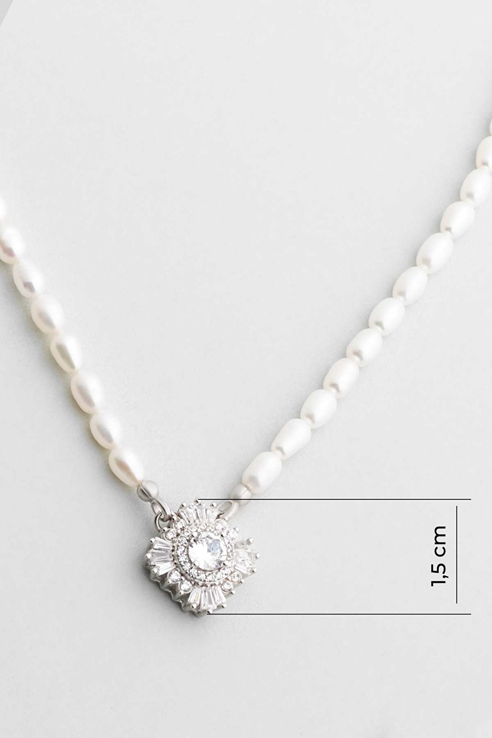 ⁠ Beyaz Taşlı 18 Ayar Beyaz Altın Kaplama 47 Cm Gümüş İnci Kolye_2}