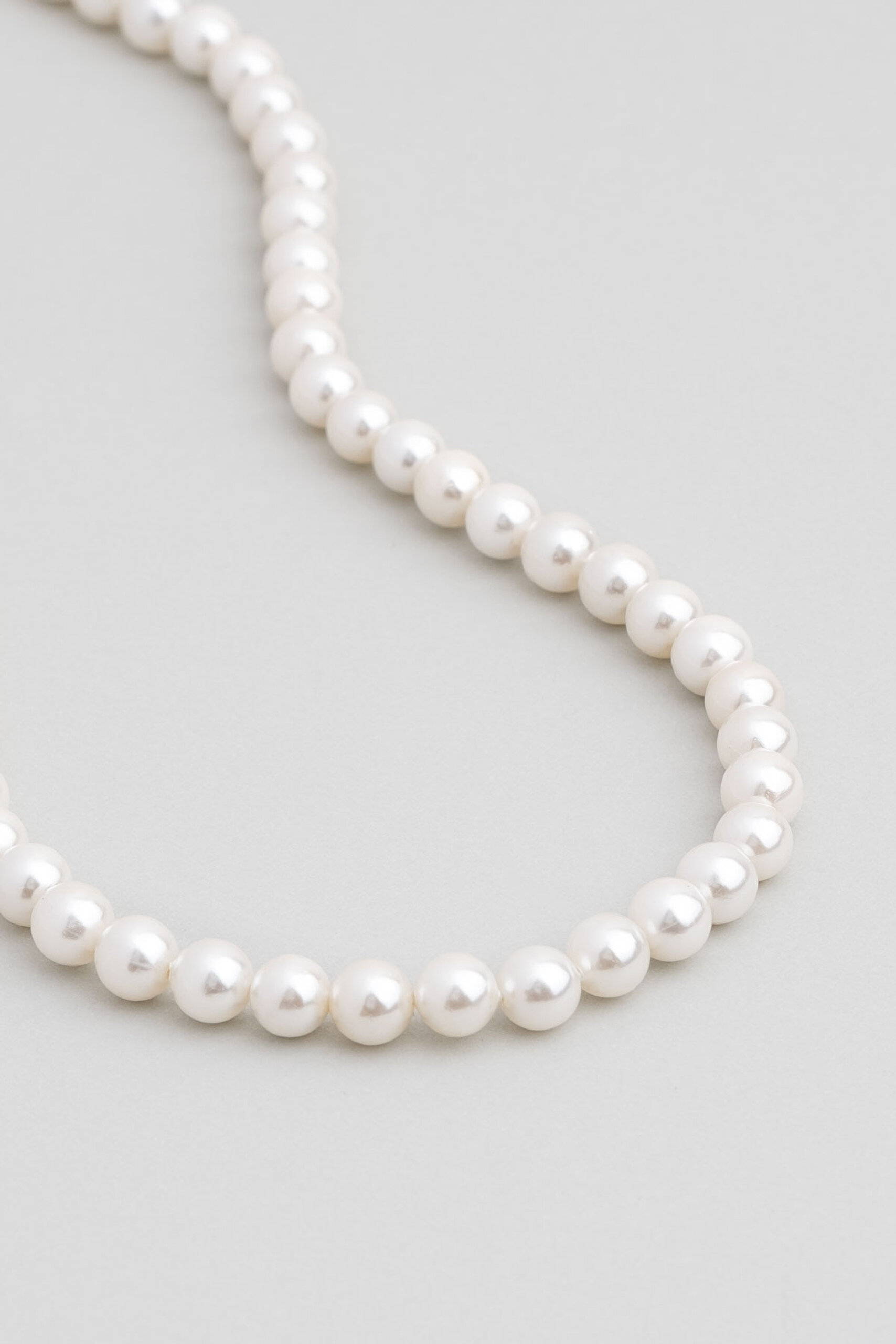 ⁠ Beyaz İnci 18 Ayar Sarı Altın Kaplama 45 Cm Gümüş Kolye_1}