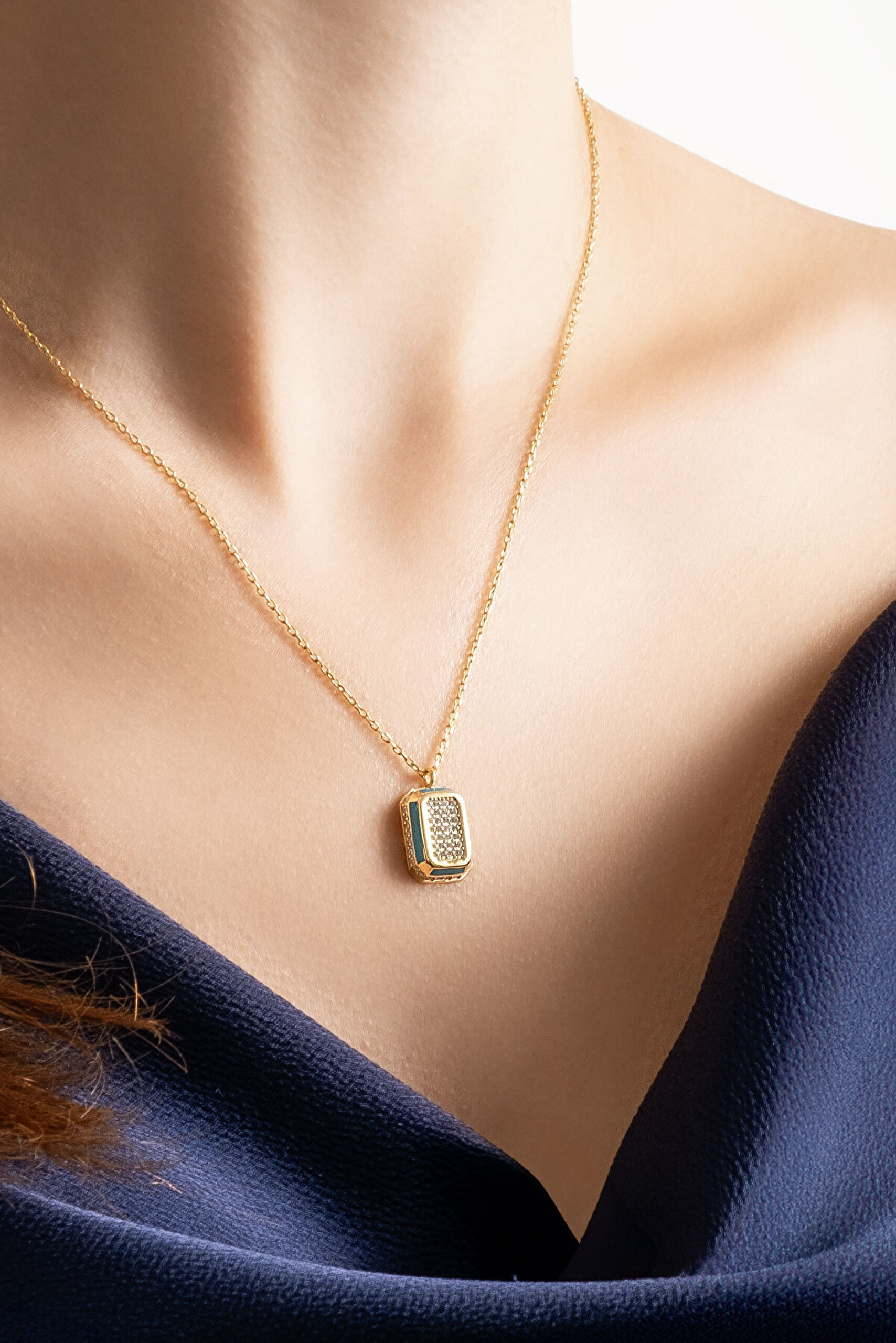 Renkli Mine Detaylı 18 Ayar Sarı Altın Kaplama 44 Cm Gümüş Minimal Kolye - 2