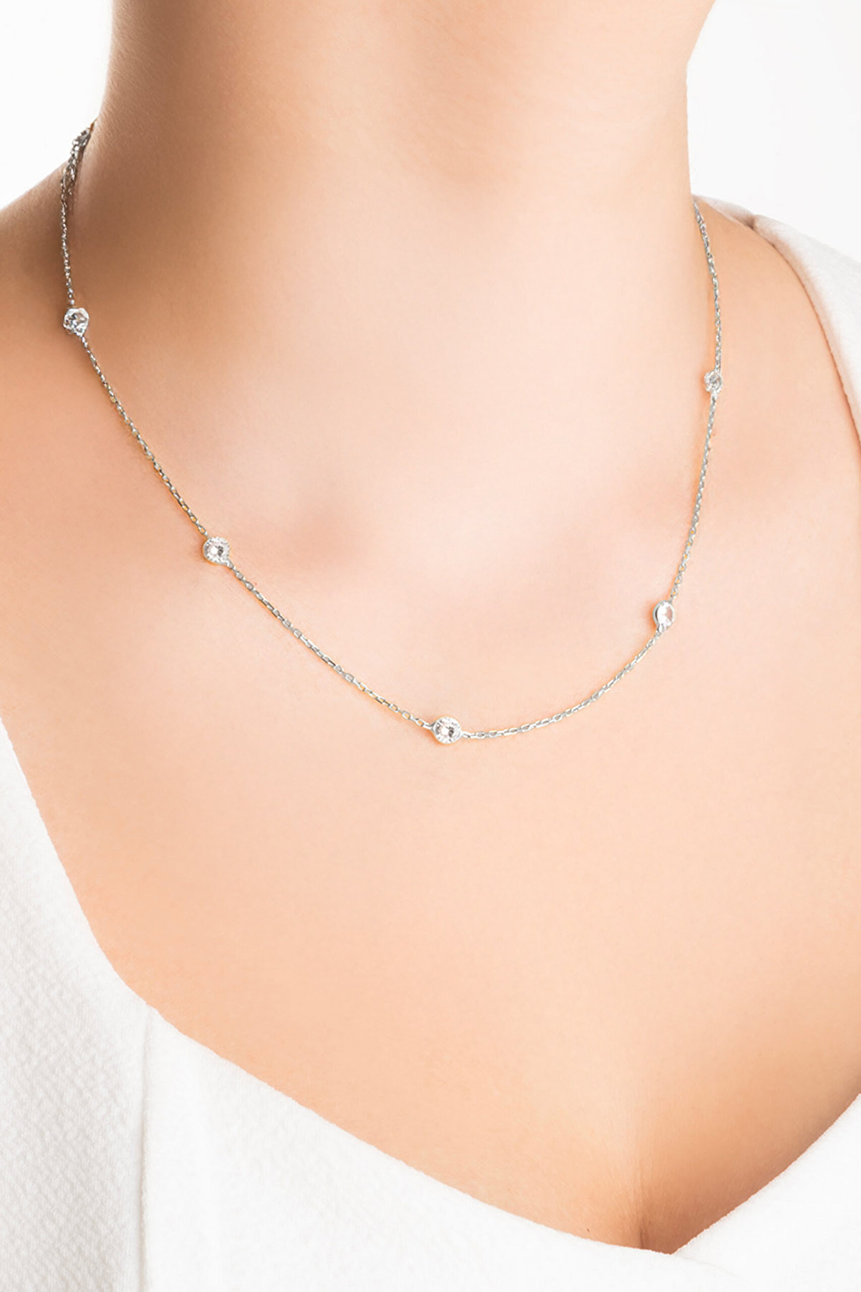 ⁠ Yuvarlak Kesim 18 Ayar Beyaz Altın Kaplama 47 Cm Gümüş Kolye_1}