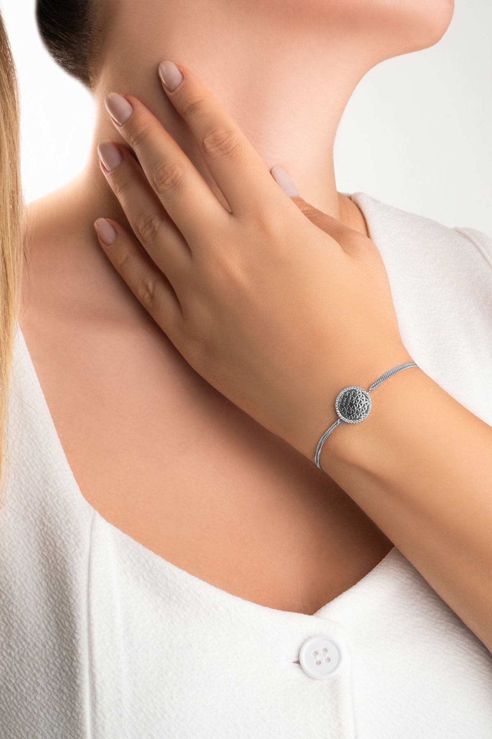 ⁠ Yaşam Çiçeği 18 Ayar Beyaz Altın Kaplama 20 Cm Gümüş Bileklik_3}