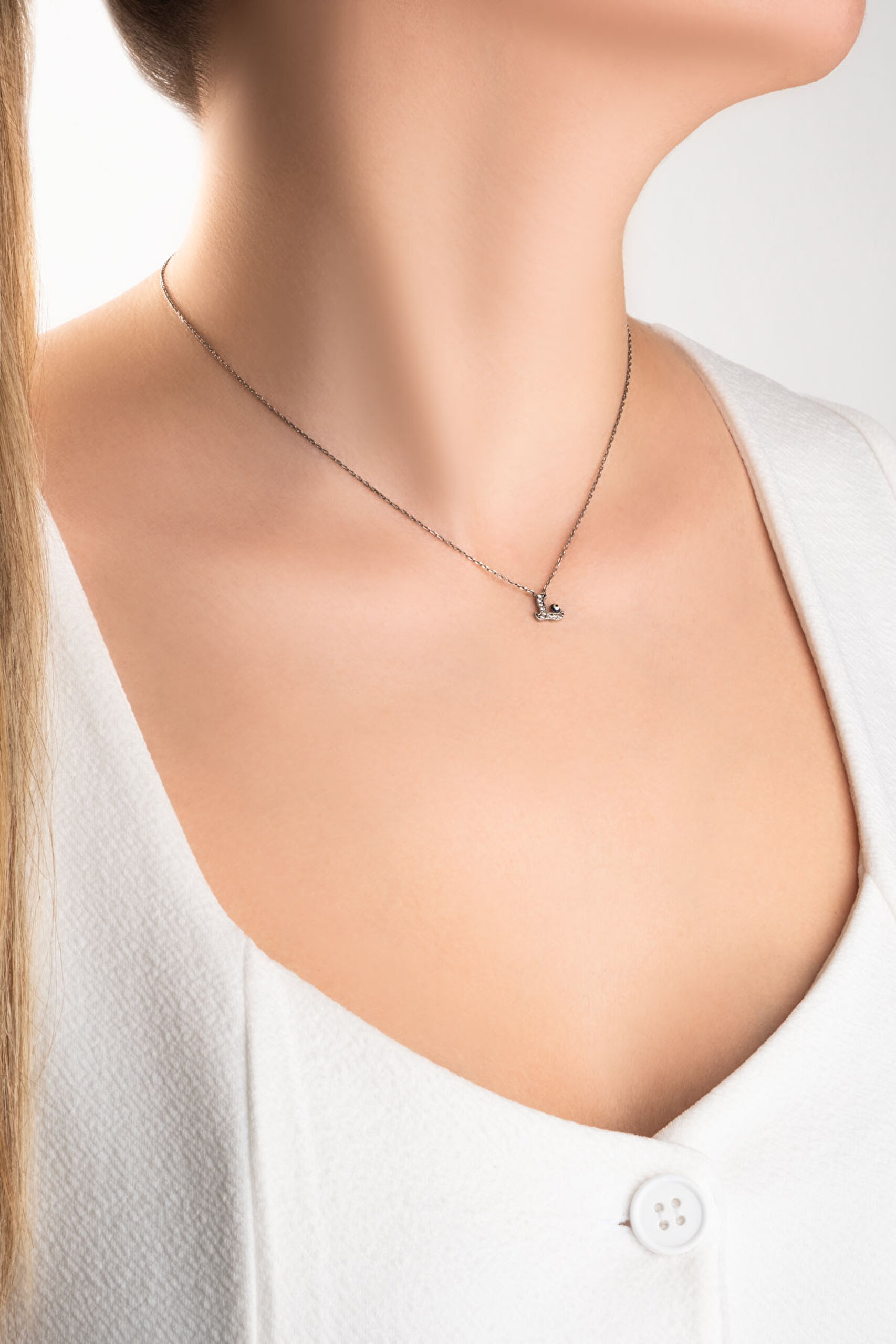 ⁠ L Harfi 18 Ayar Beyaz Altın Kaplama 45 Cm Gümüş Nazar Kolye_3}