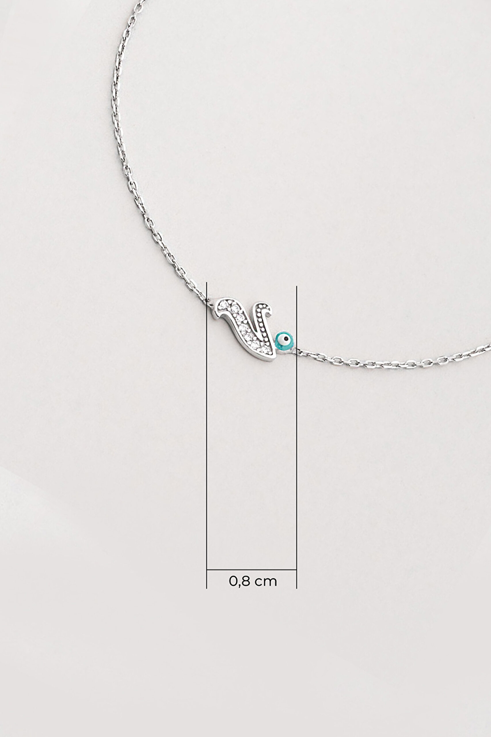 ⁠ V Harfi 18 Ayar Beyaz Altın Kaplama 19 Cm Gümüş Nazar Bileklik_1}