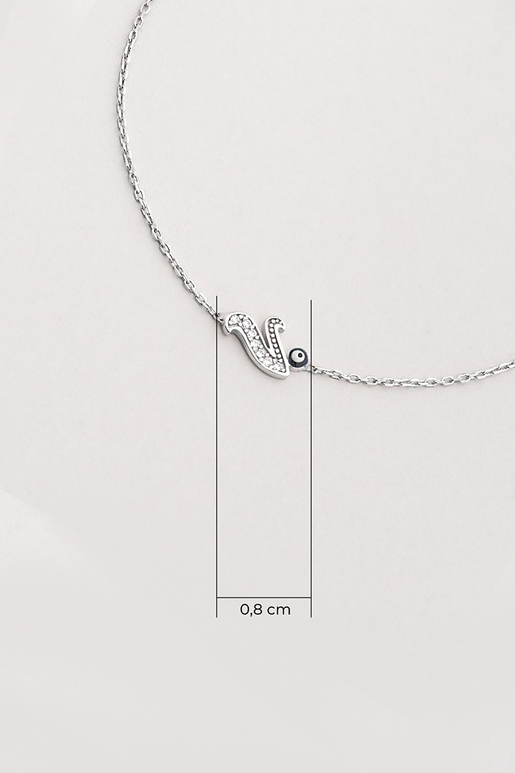 ⁠ V Harfi 18 Ayar Beyaz Altın Kaplama 19 Cm Gümüş Nazar Bileklik_1}