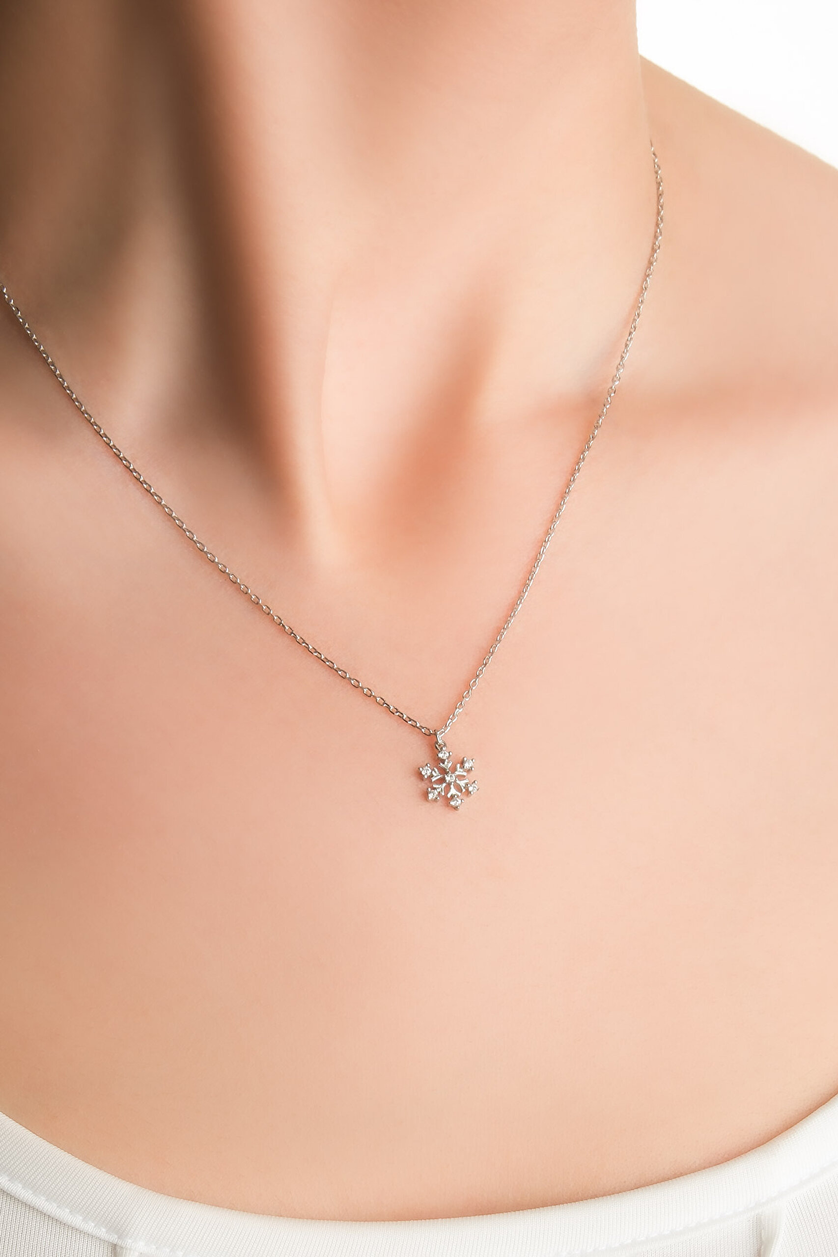 ⁠ Elsa 18 Ayar Beyaz Altın Kaplama 45 Cm Gümüş Minimal Kolye_1}