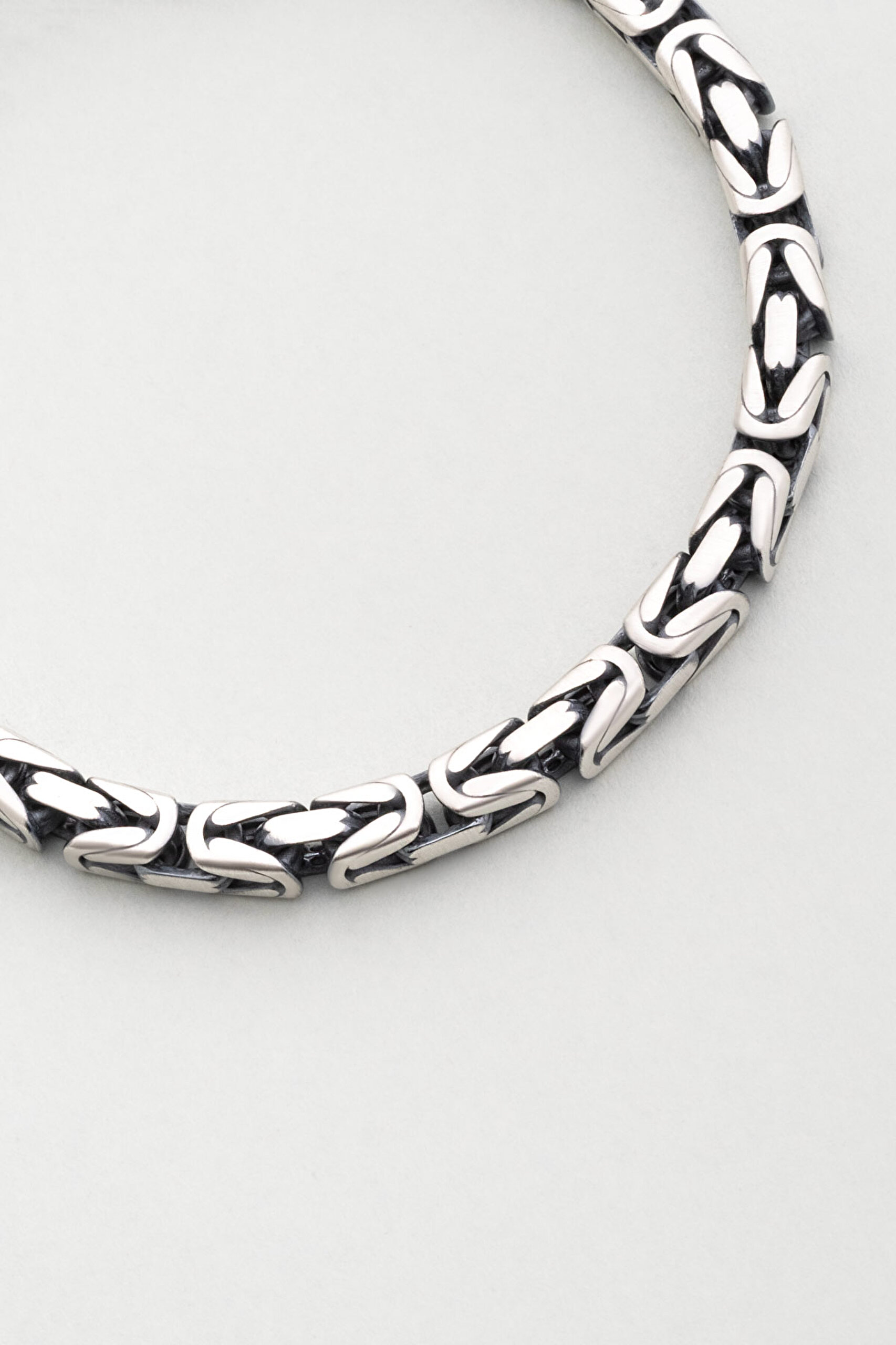 ⁠ Siyah Taşlı Oksit Kaplama Gümüş Erkek Kral Zincir Bileklik_4}