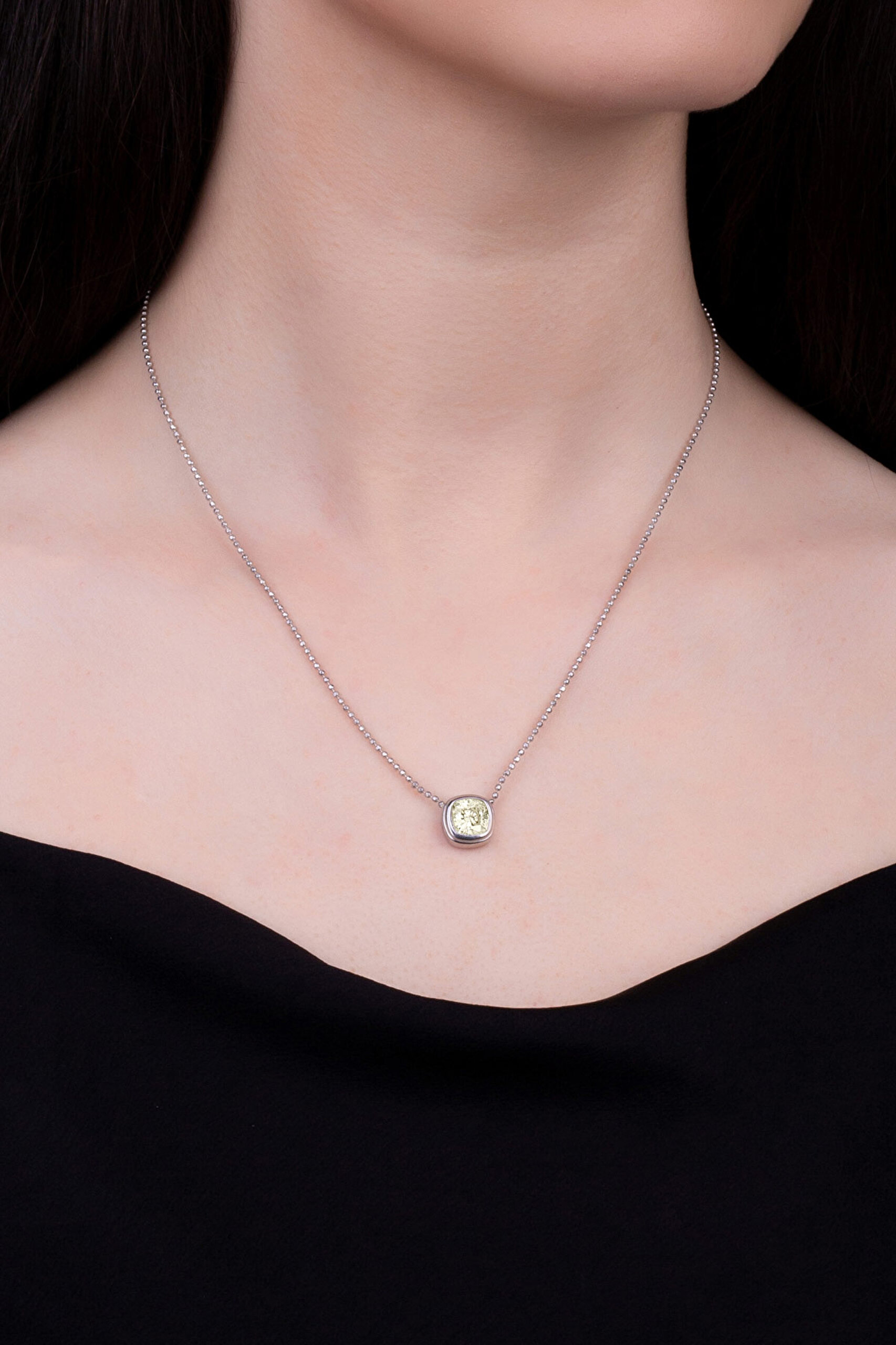 ⁠ Egzotik Sarı 18 Ayar Beyaz Altın Kaplama Gümüş Kolye_1}