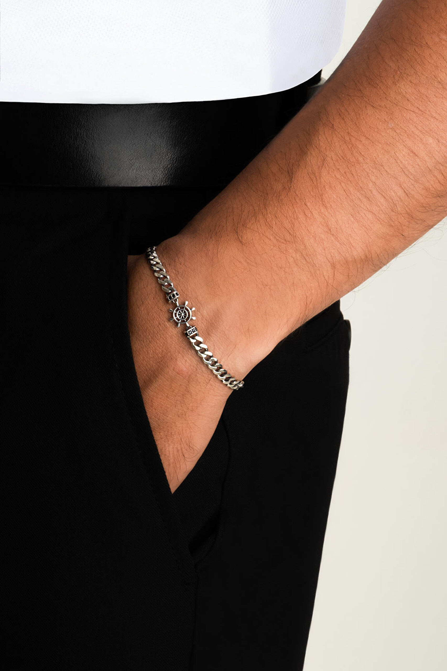 ⁠ Dümen İkonlu Oksit Kaplama 21 Cm Gümüş Erkek Zincir Bileklik_3}