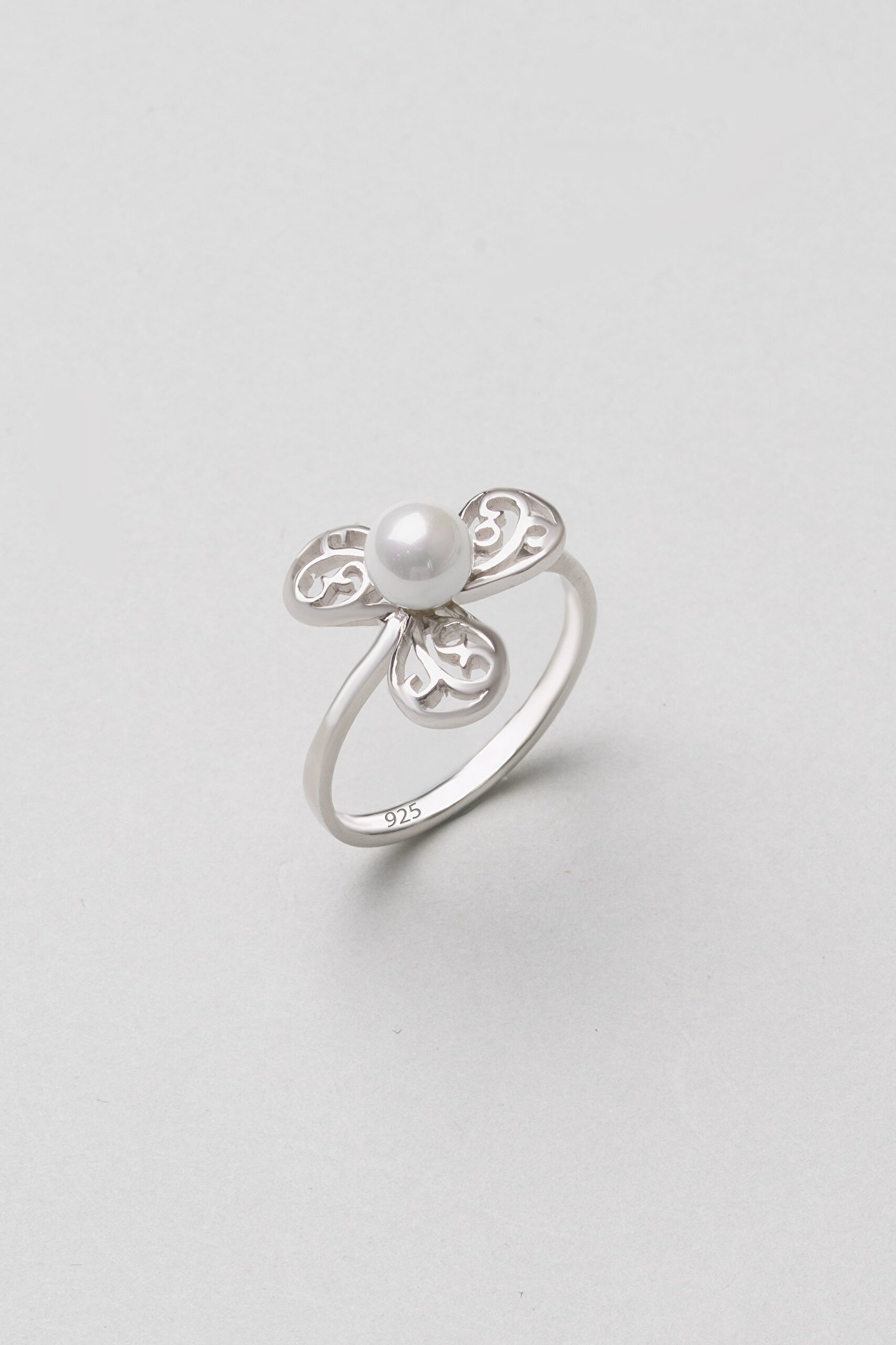 ⁠ Sarmaşık İnci 18 Ayar Beyaz Altın Kaplama Gümüş Yüzük_0}