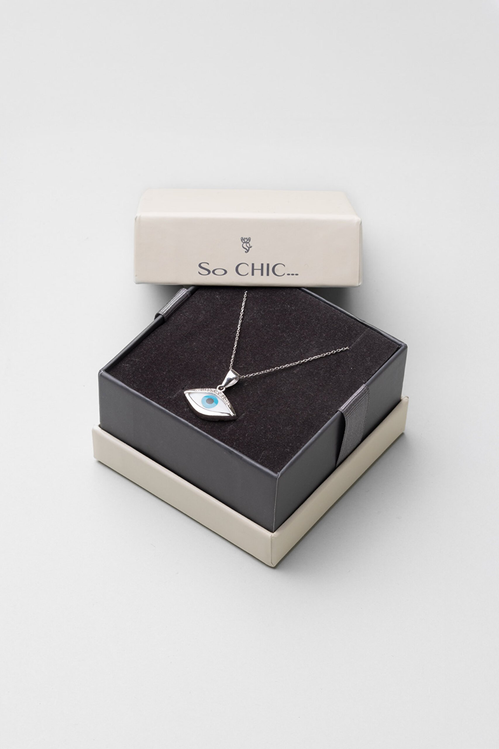 ⁠ Koruyucu Göz 18 Ayar Beyaz Altın Kaplama 44 Cm Gümüş Kolye_5}