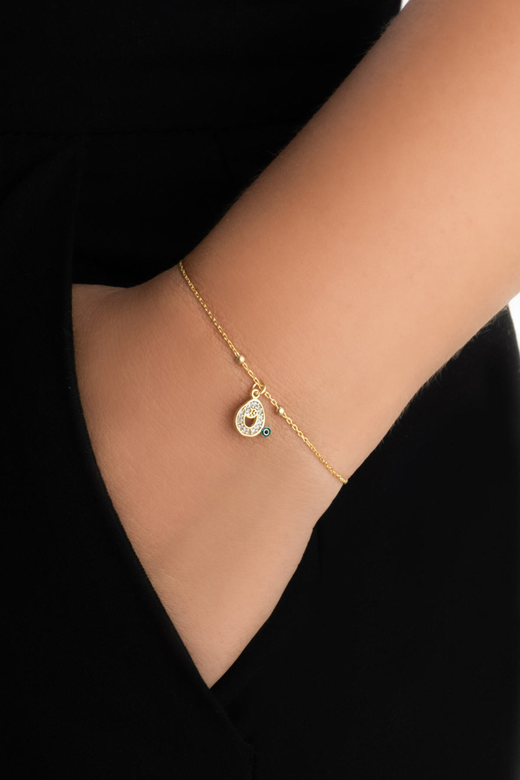 ⁠ O Harfi 18 Ayar Sarı Altın Kaplama 19 Cm Gümüş Nazar Bileklik_1}