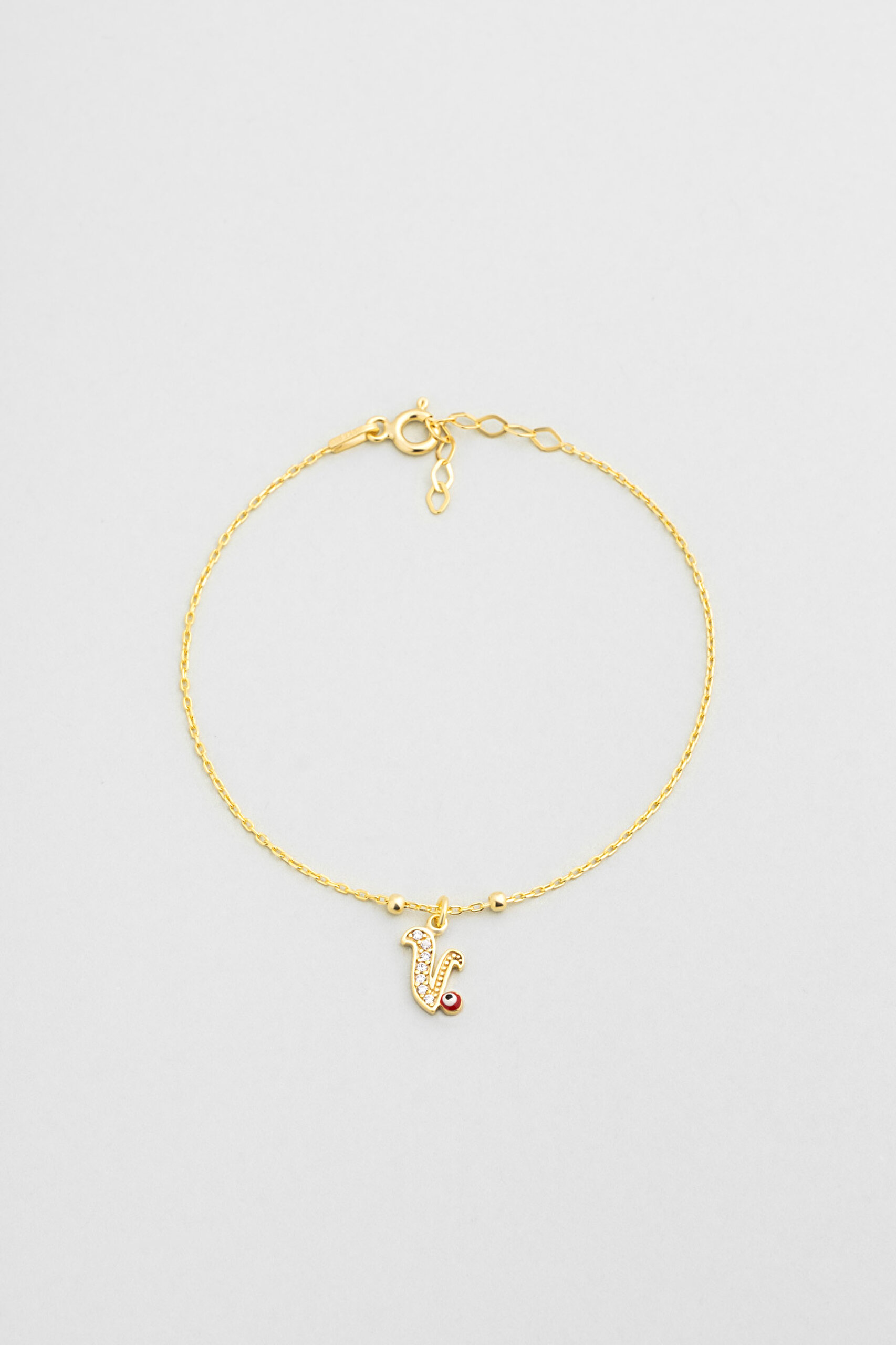 ⁠ V Harfi 18 Ayar Sarı Altın Kaplama 19 Cm Gümüş Nazar Bileklik_0}