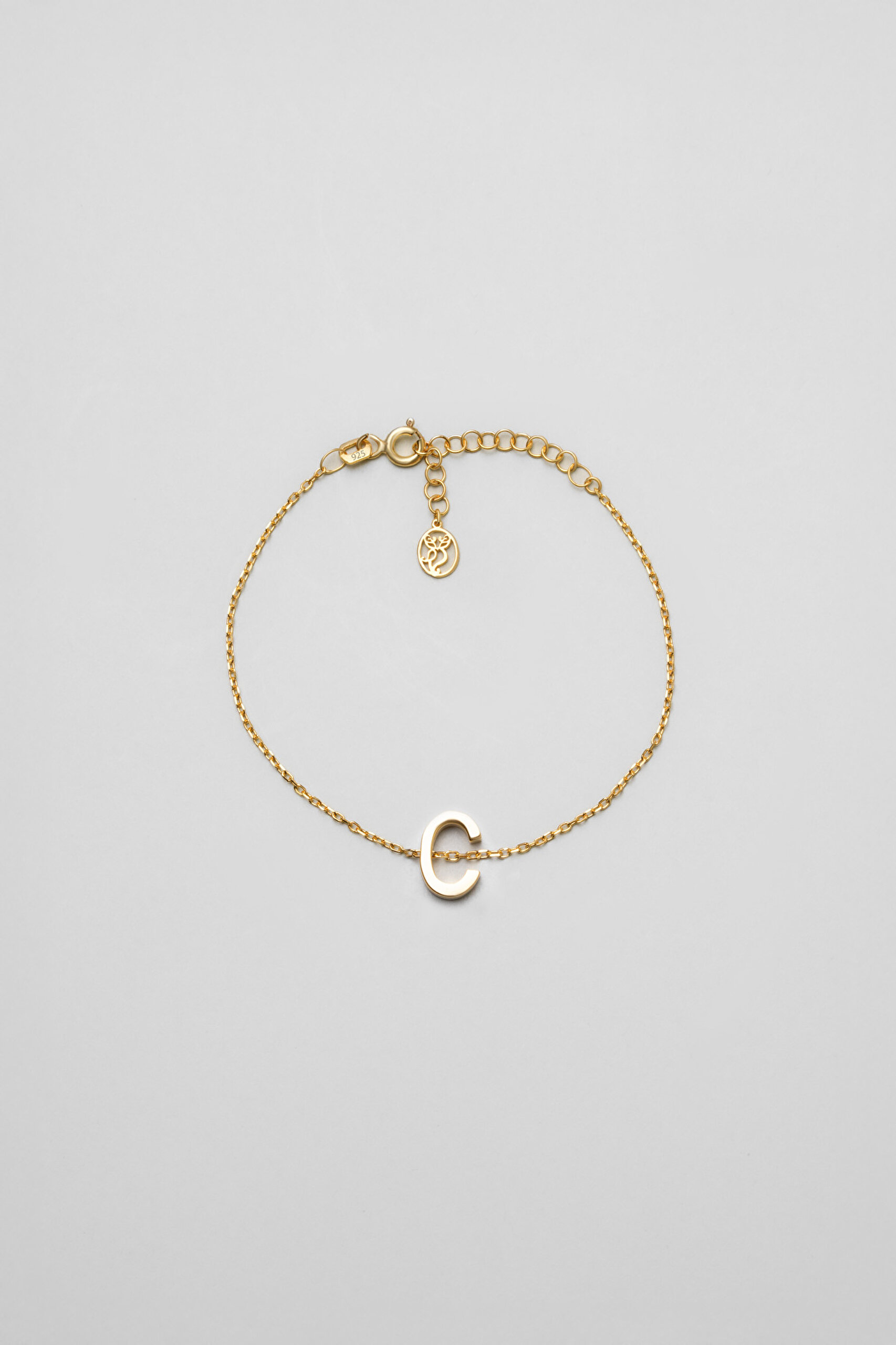 ⁠ My Story C Harfi 18 Ayar Sarı Altın Kaplama 18 Cm Gümüş Bileklik_0}