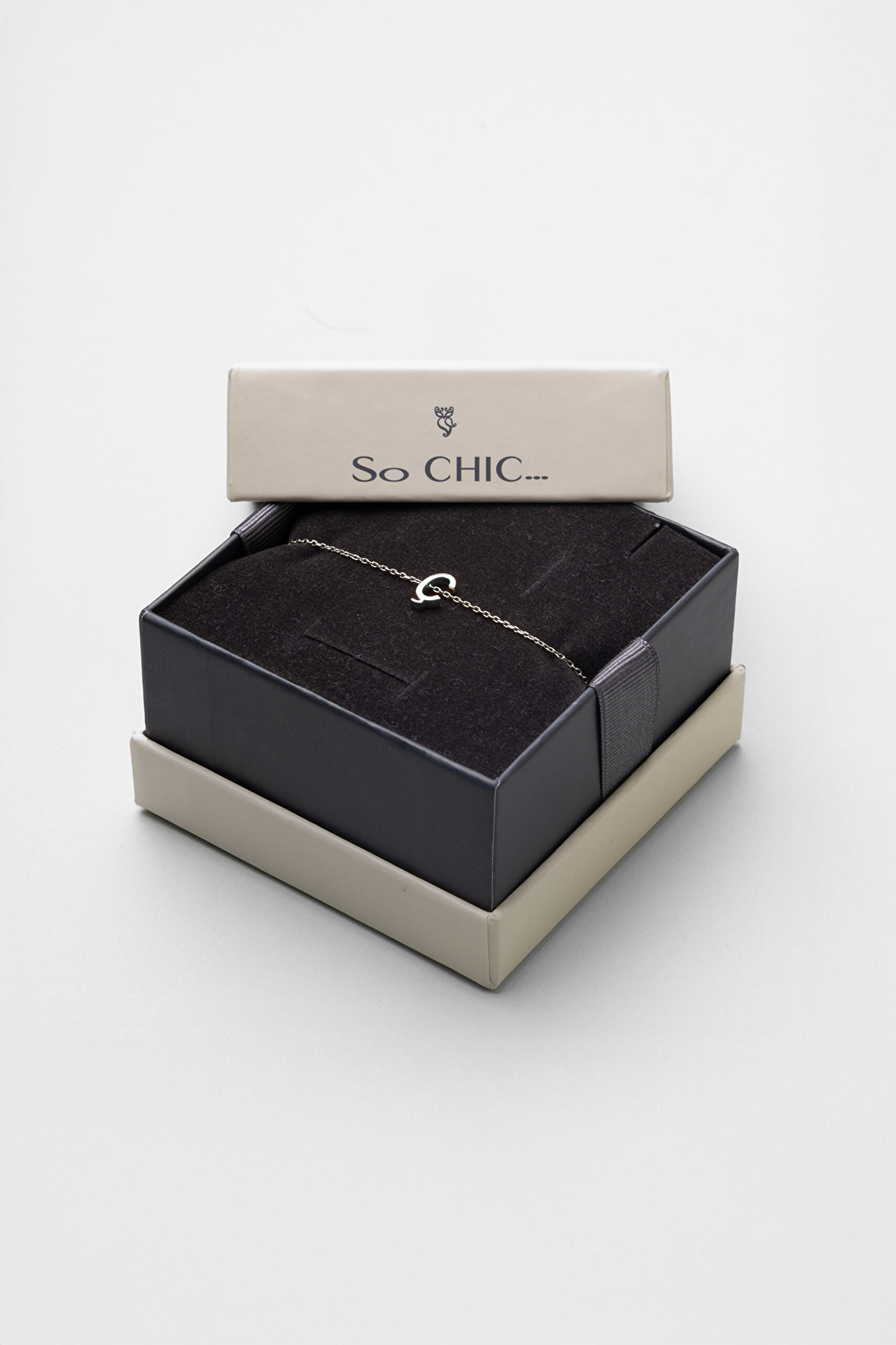 ⁠ My Story Ç Harfi 18 Ayar Beyaz Altın Kaplama 18 Cm Gümüş Bileklik_4}