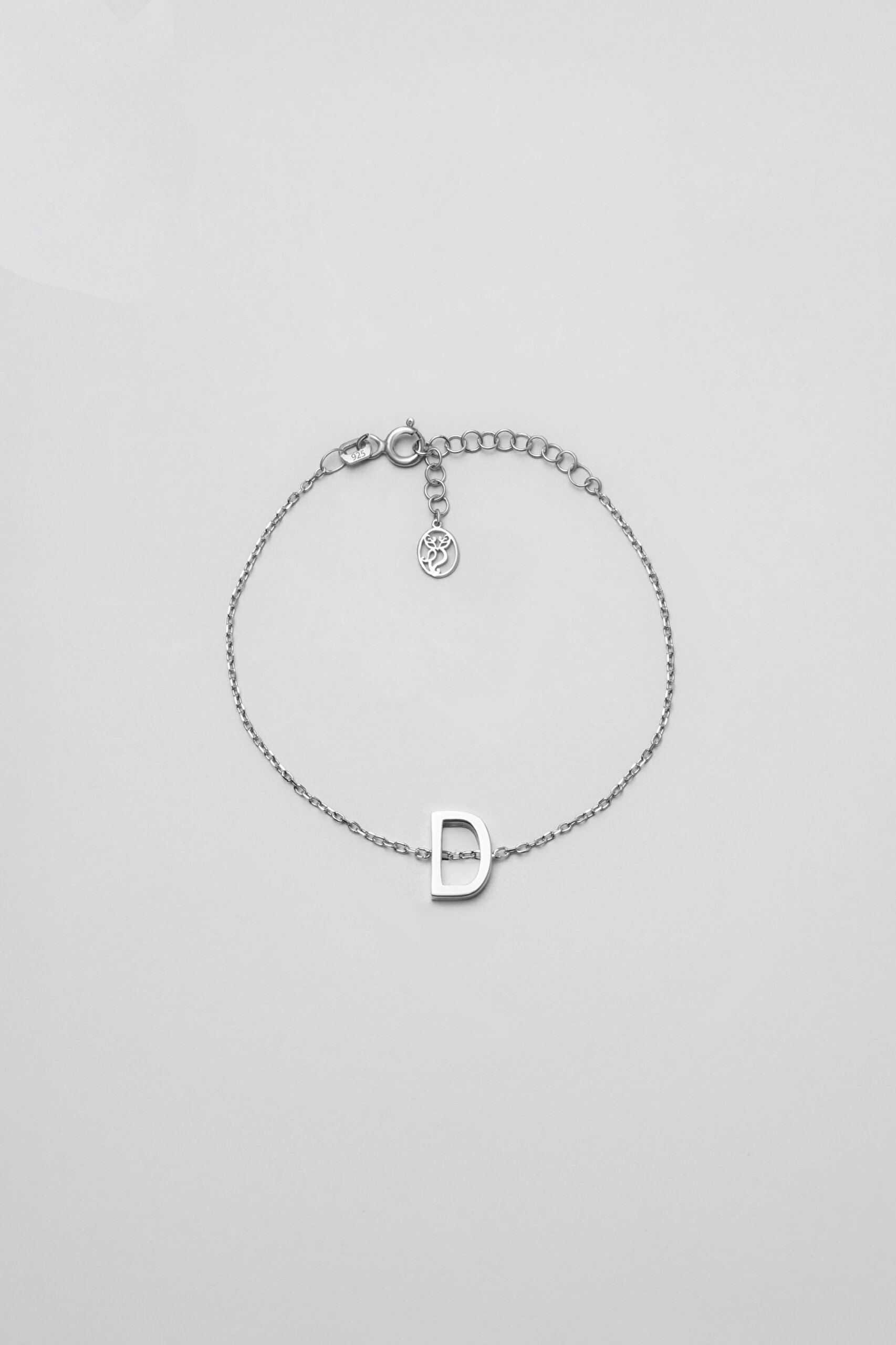 ⁠ My Story D Harfi 18 Ayar Beyaz Altın Kaplama 18 Cm Gümüş Bileklik_0}