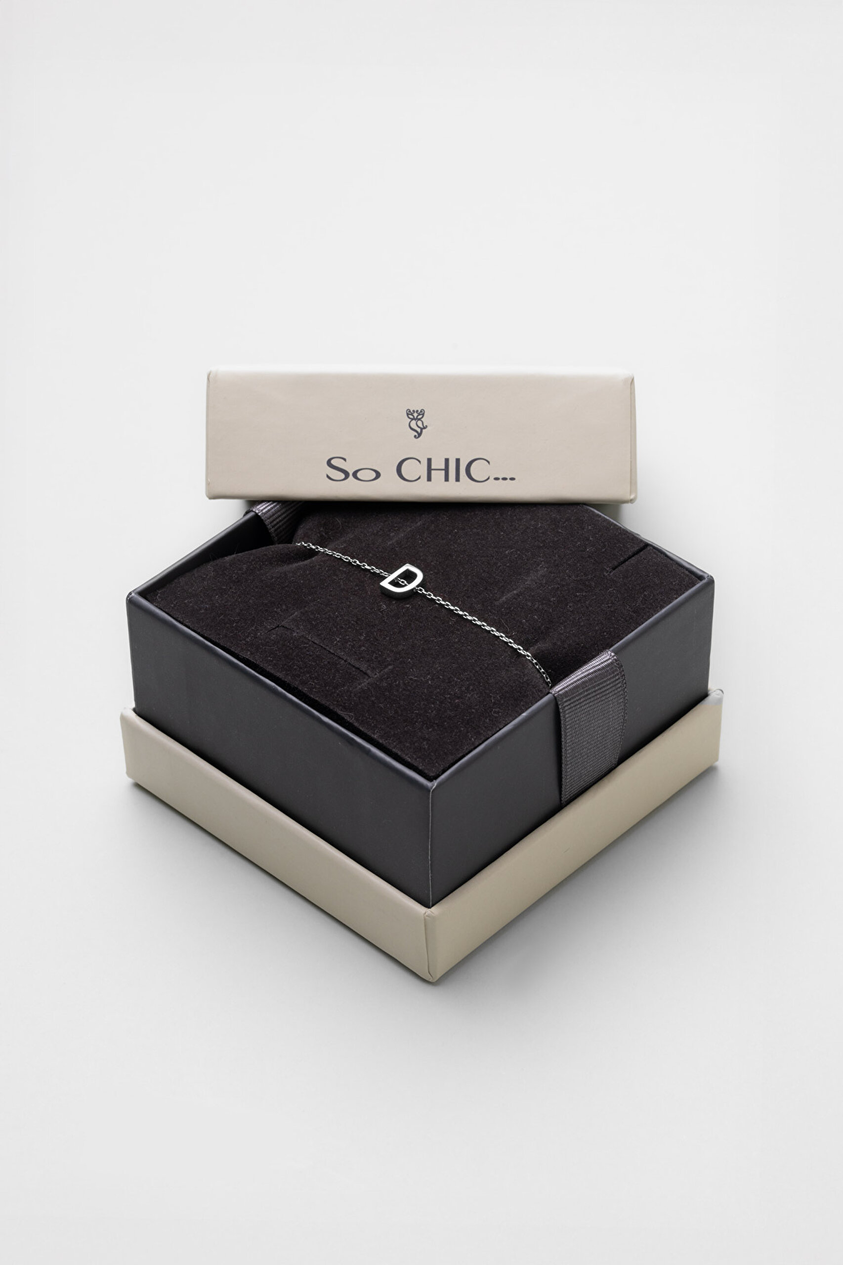 ⁠ My Story D Harfi 18 Ayar Beyaz Altın Kaplama 18 Cm Gümüş Bileklik_4}