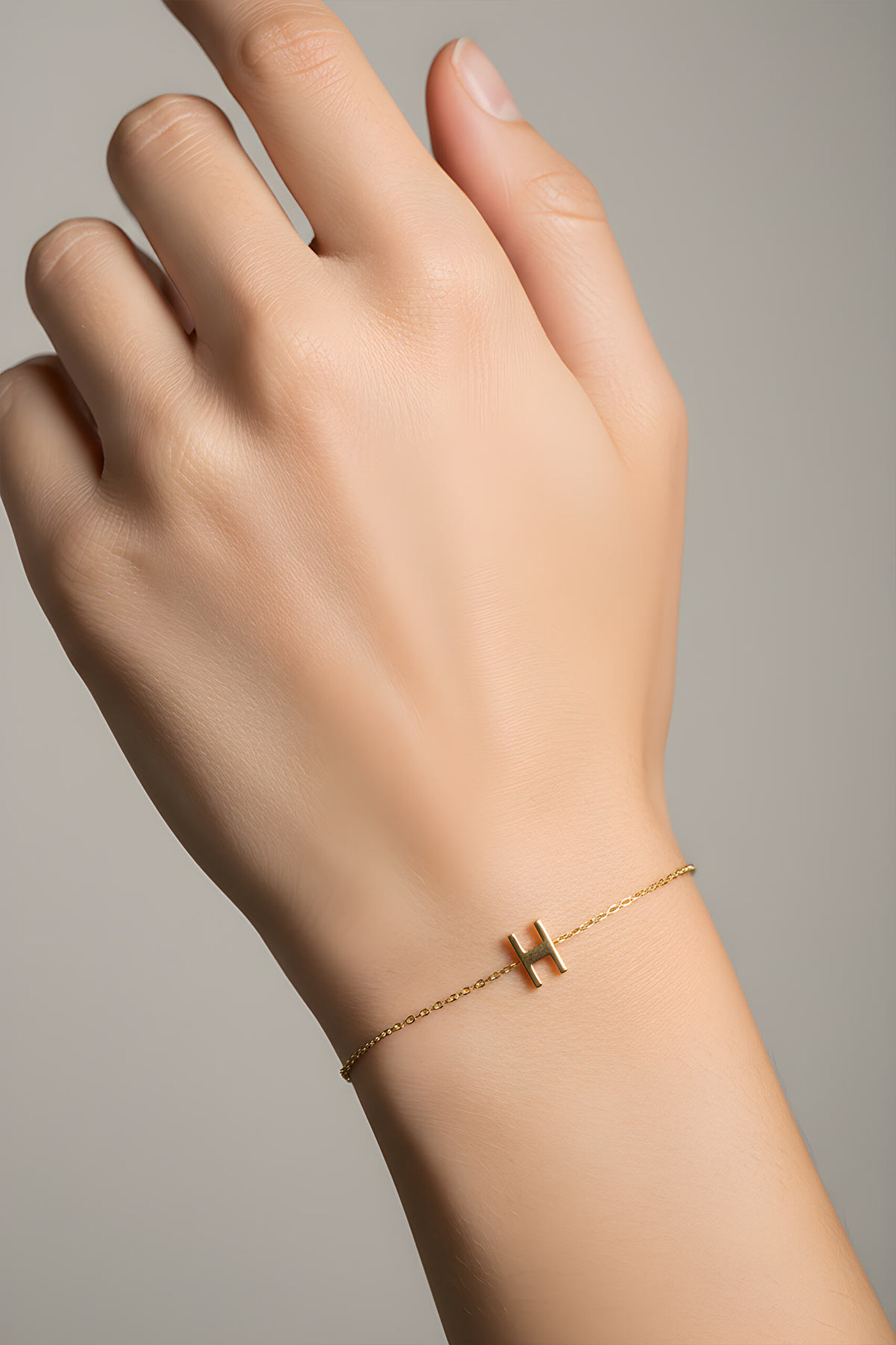 ⁠ My Story H Harfi 18 Ayar Sarı Altın Kaplama 18 Cm Gümüş Bileklik_1}