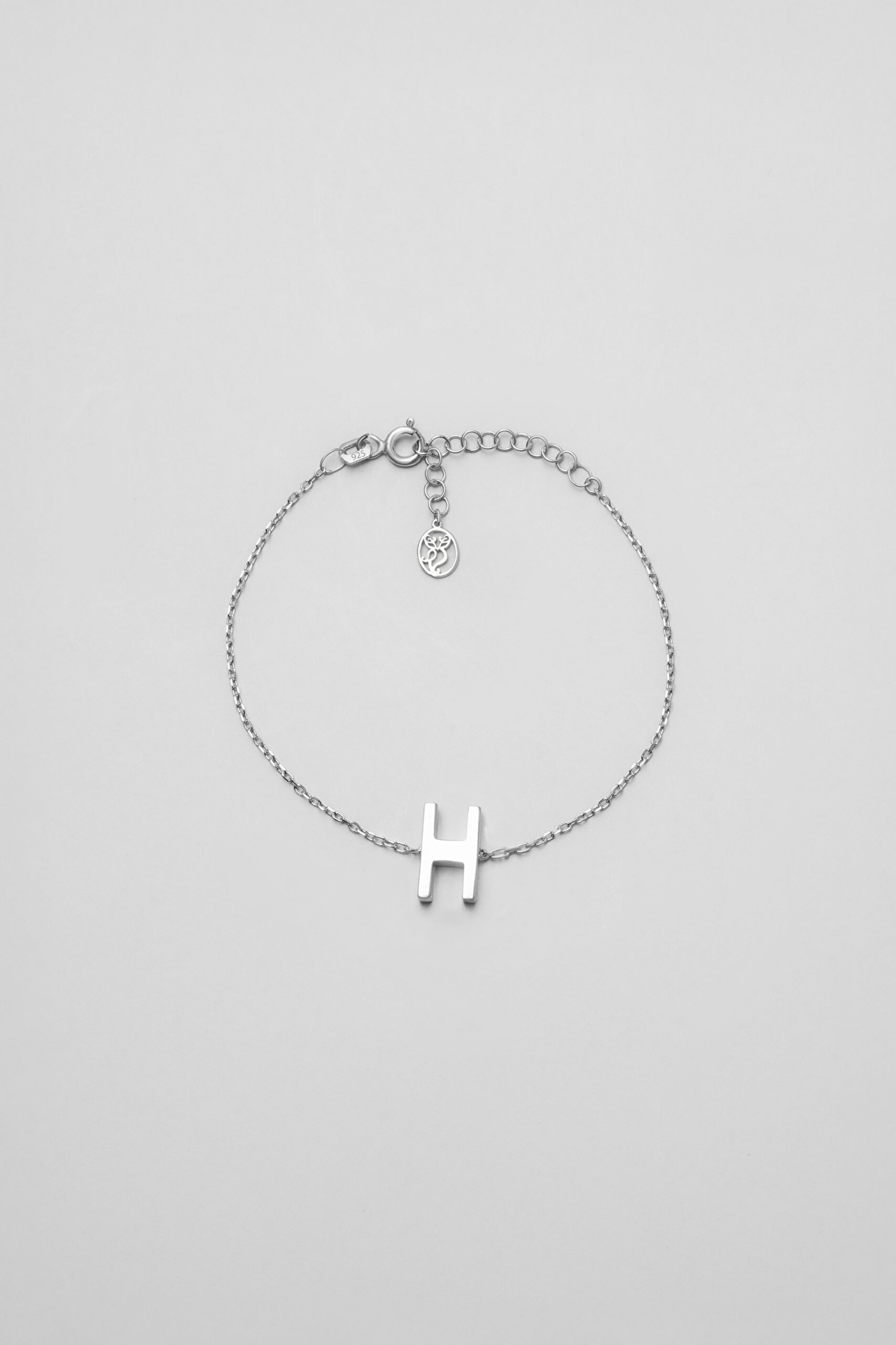 ⁠ My Story H Harfi 18 Ayar Beyaz Altın Kaplama 18 Cm Gümüş Bileklik_0}