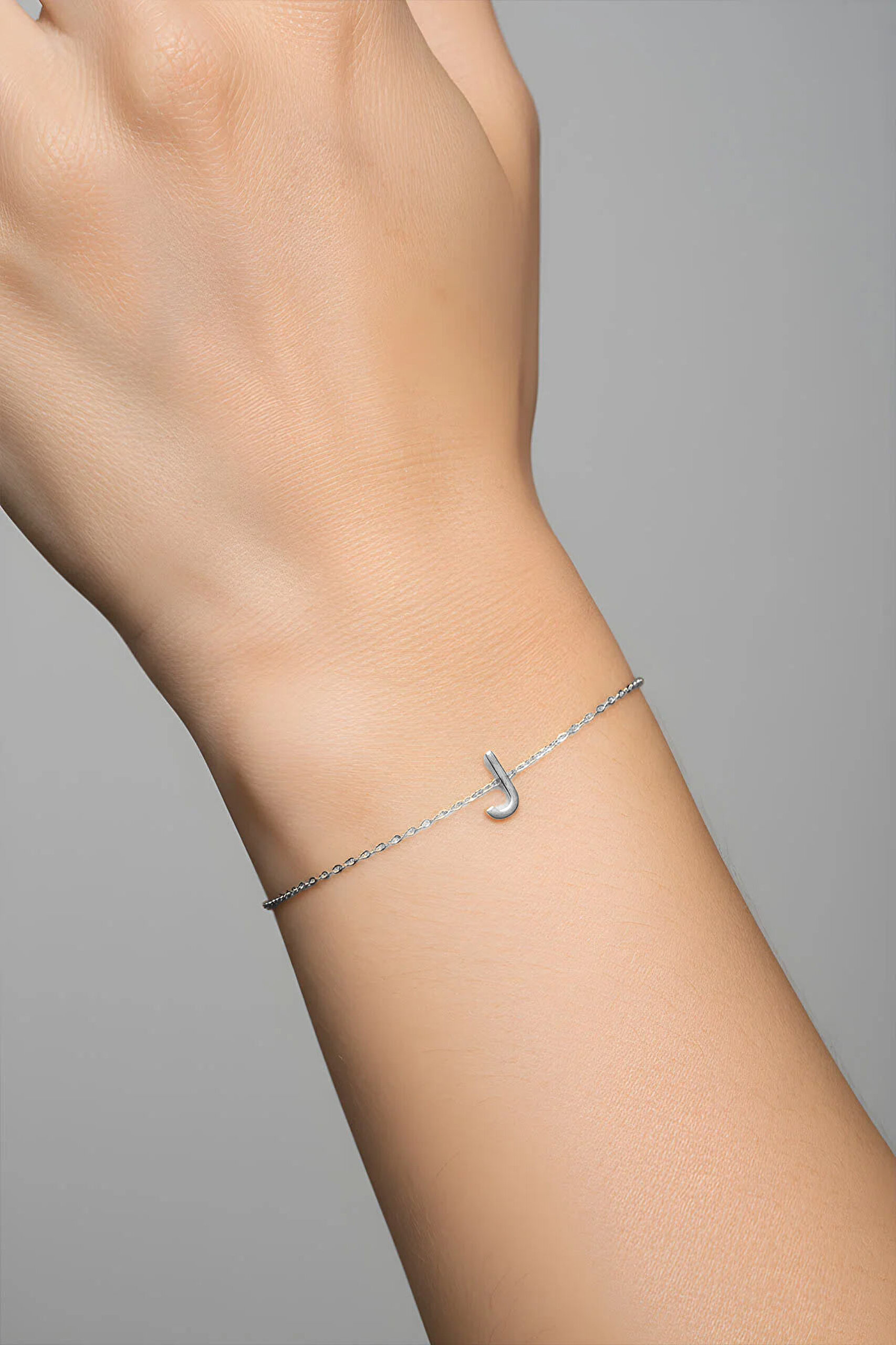 ⁠ My Story J Harfi 18 Ayar Beyaz Altın Kaplama 18 Cm Gümüş Bileklik_1}