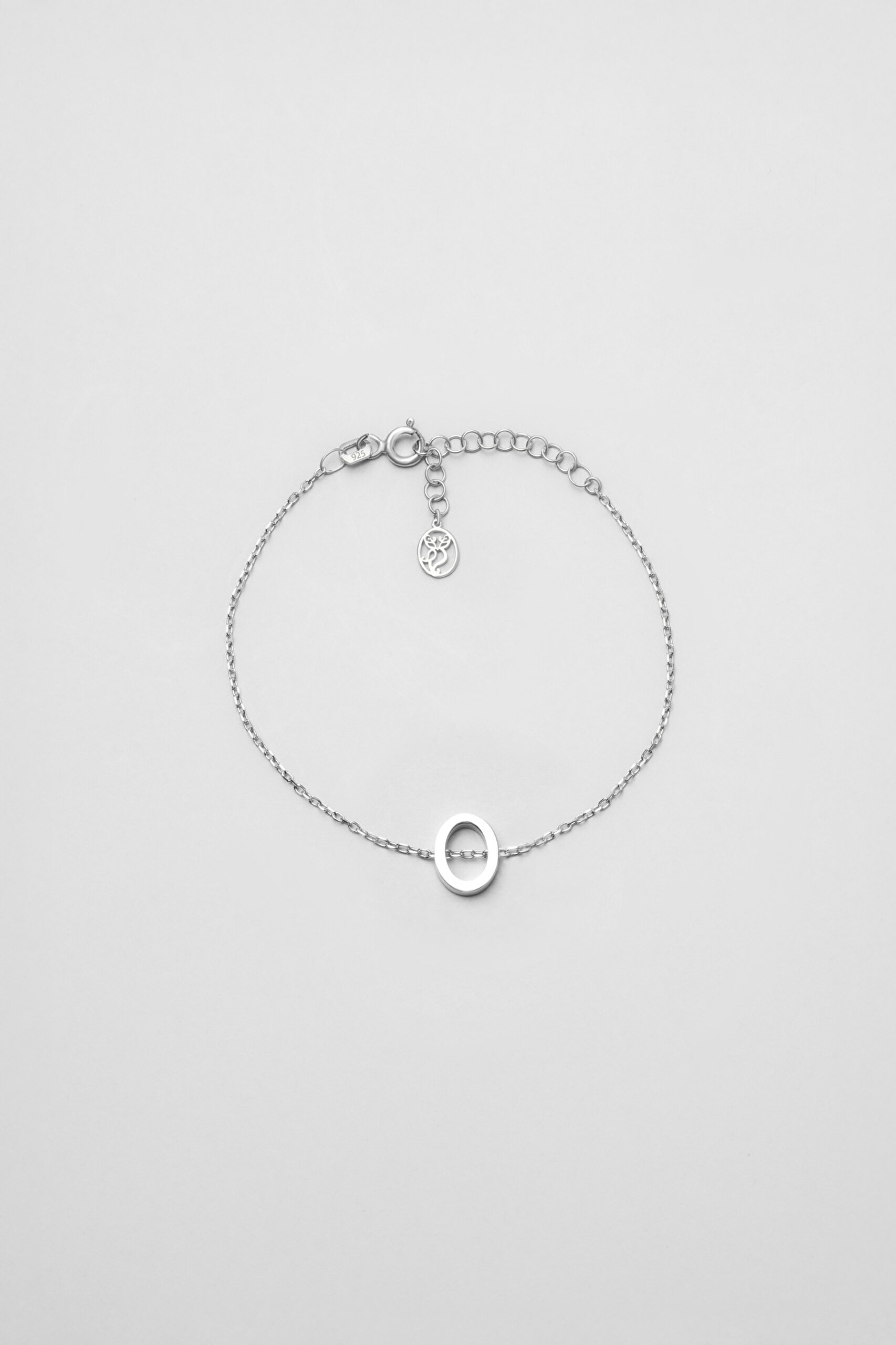 ⁠ My Story O Harfi 18 Ayar Beyaz Altın Kaplama 18 Cm Gümüş Bileklik_0}