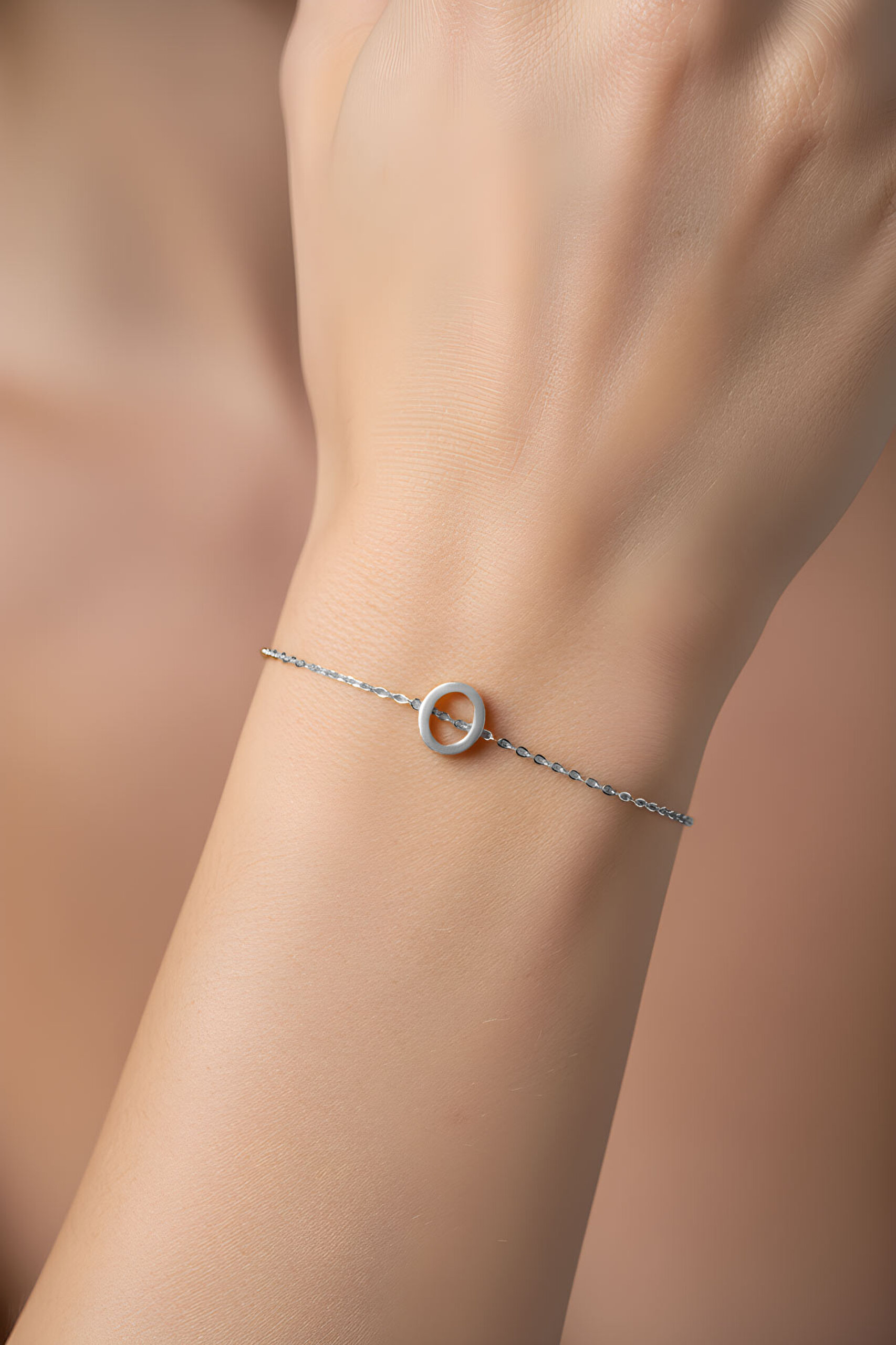 ⁠ My Story O Harfi 18 Ayar Beyaz Altın Kaplama 18 Cm Gümüş Bileklik_1}