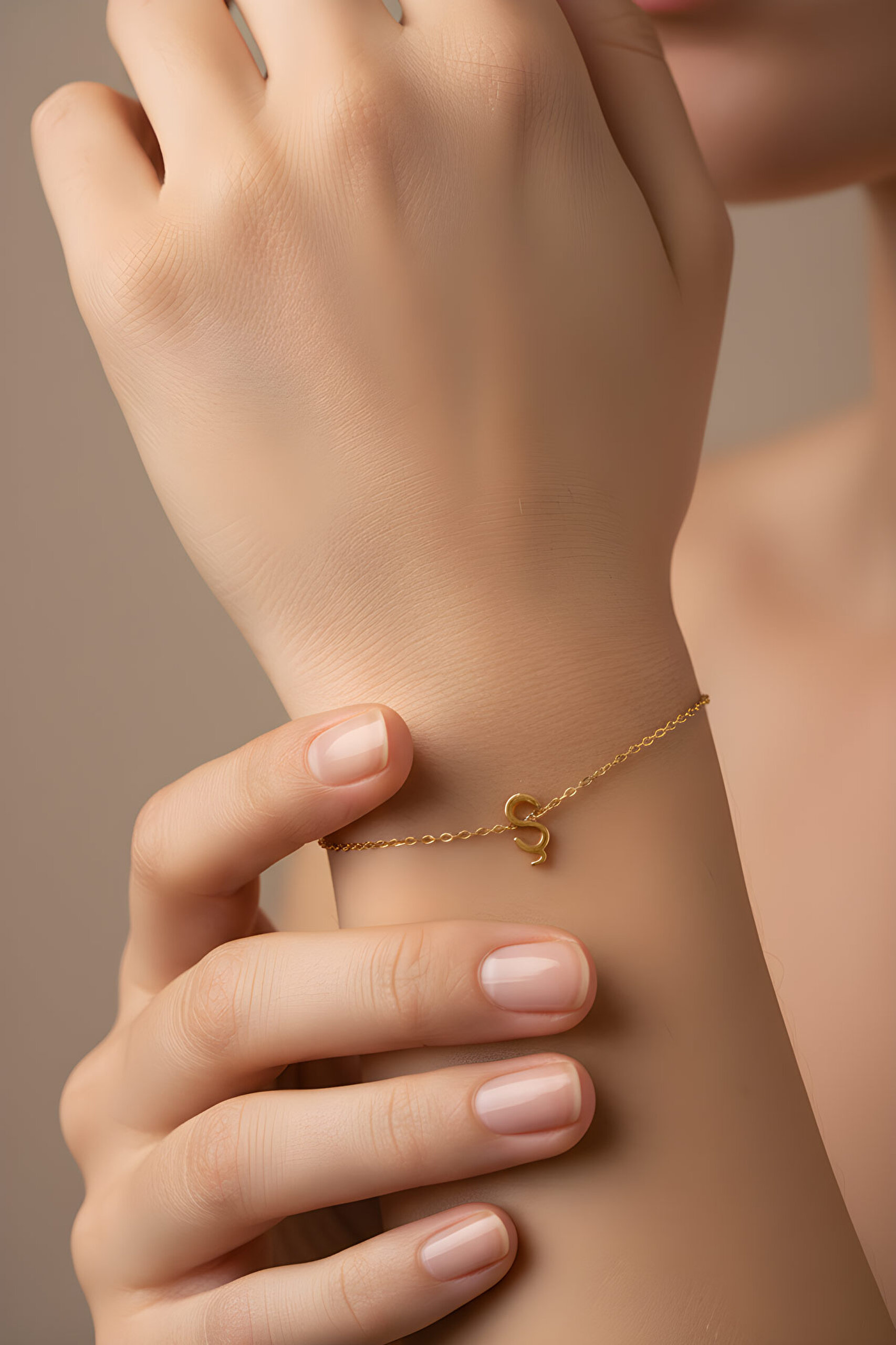 ⁠ My Story Ş Harfi 18 Ayar Sarı Altın Kaplama 18 Cm Gümüş Bileklik_1}