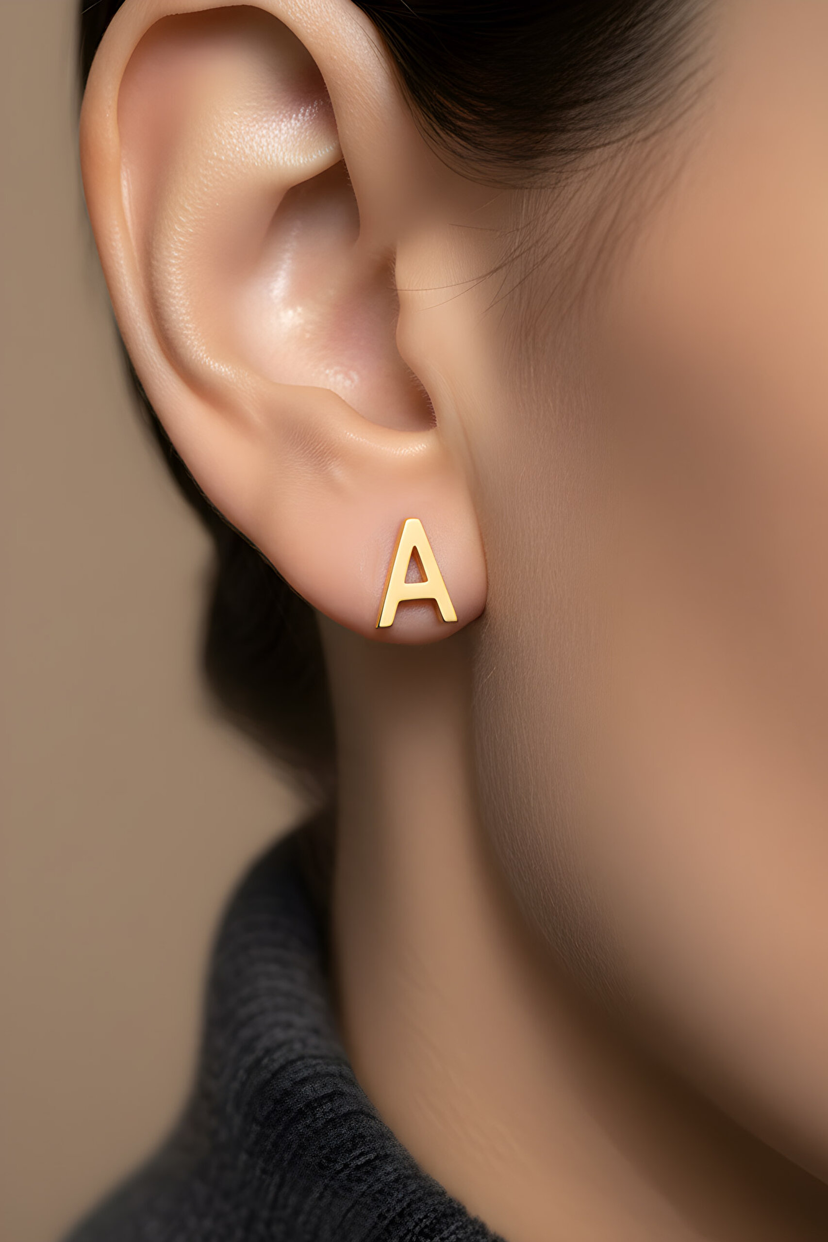 ⁠ My Story A Harfi 18 Ayar Sarı Altın Kaplama Gümüş Tek Küpe_1}