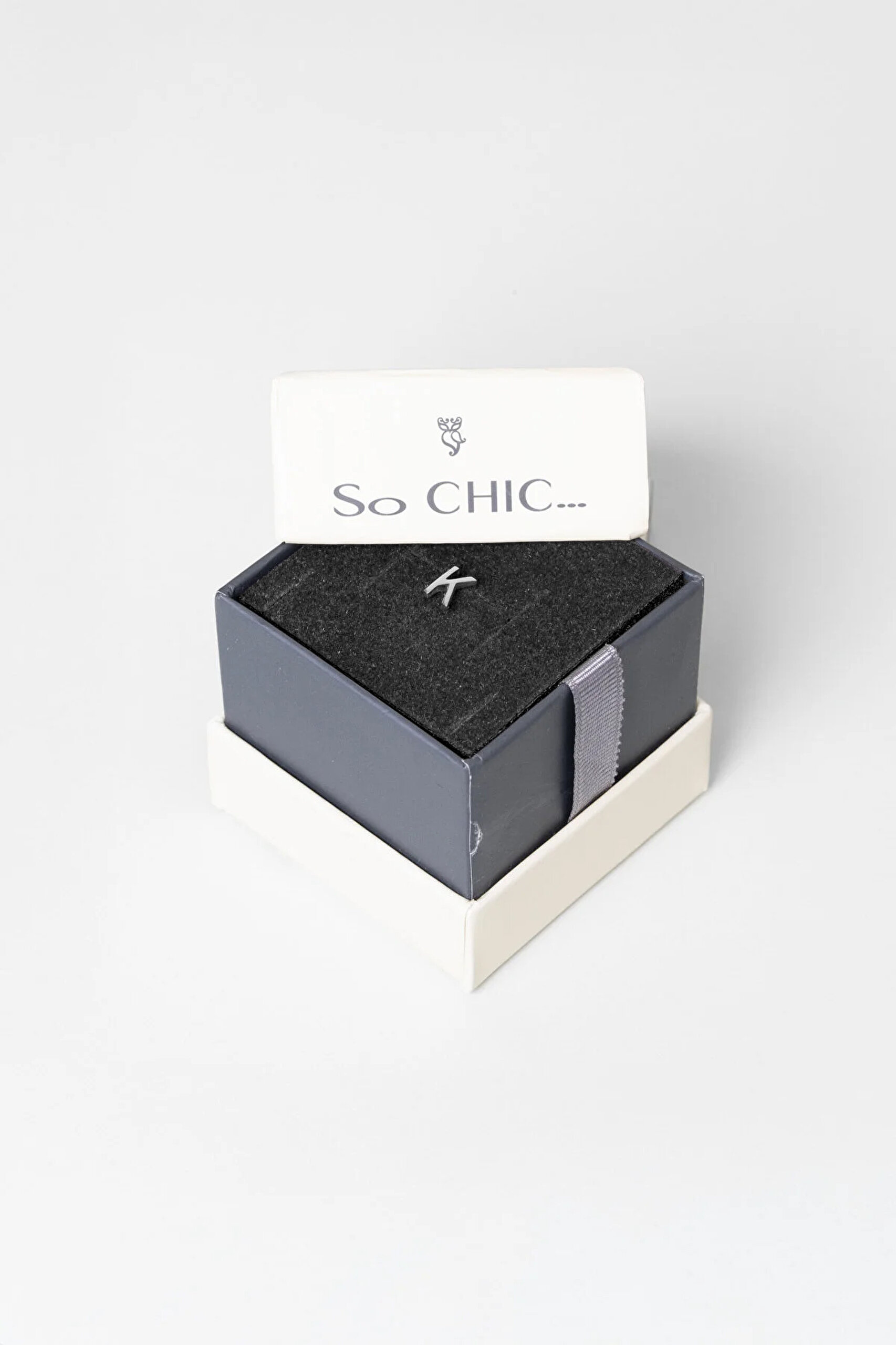 ⁠ My Story K Harfi 18 Ayar Beyaz Altın Kaplama Gümüş Tek Küpe_3}