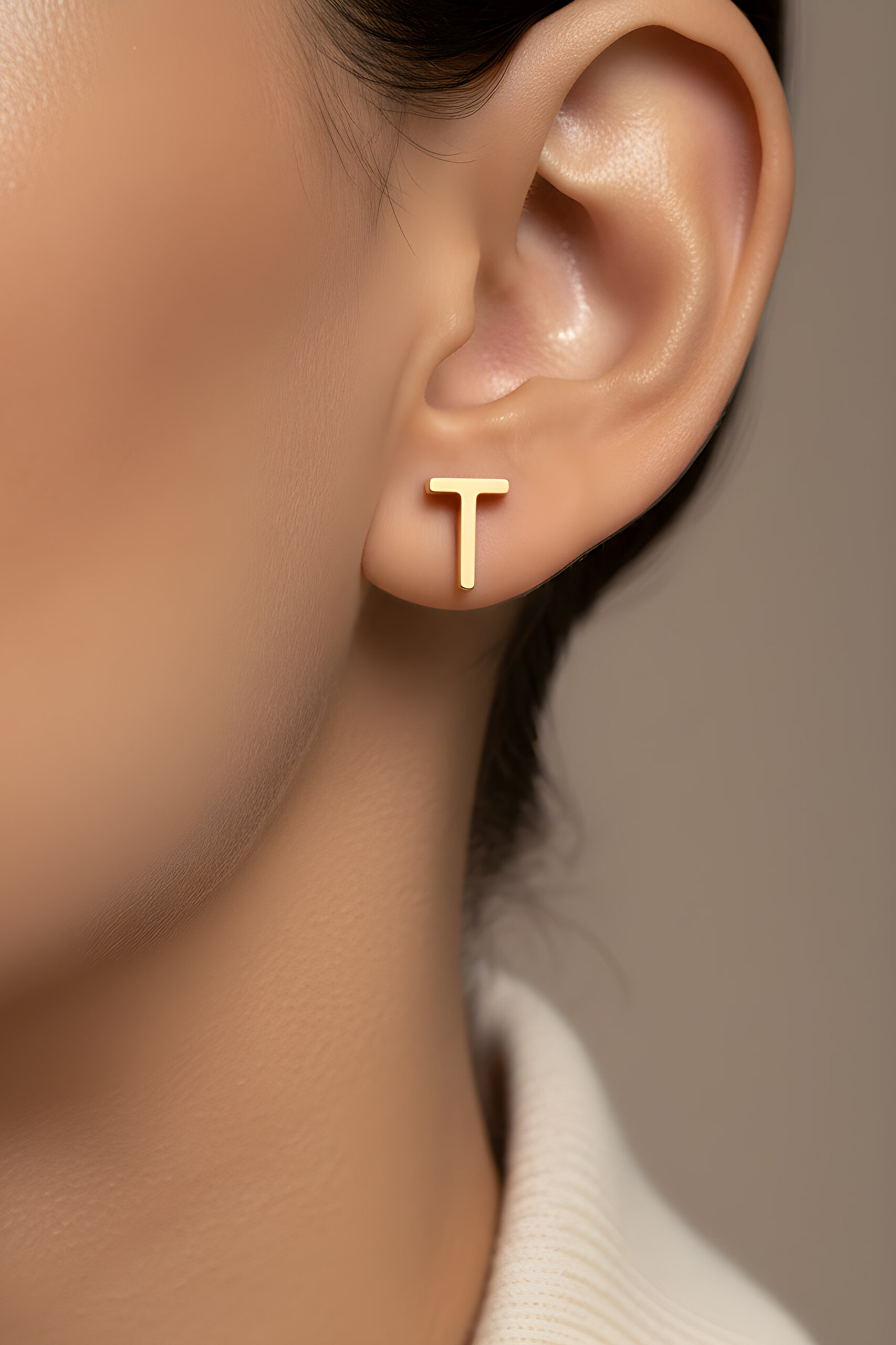 ⁠ My Story T Harfi 18 Ayar Sarı Altın Kaplama Gümüş Tek Küpe_1}