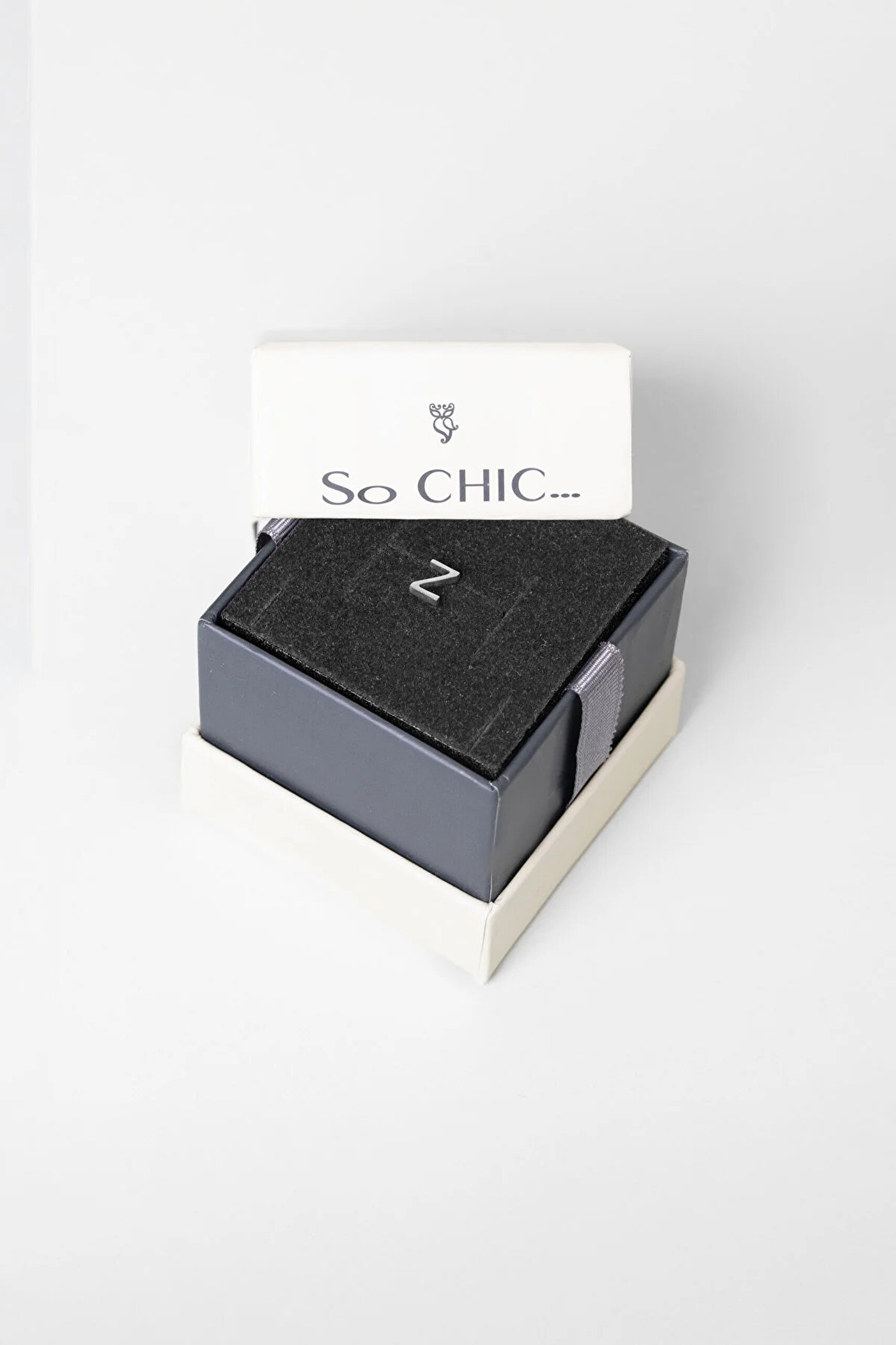 ⁠ My Story Z Harfi 18 Ayar Beyaz Altın Kaplama Gümüş Tek Küpe_3}