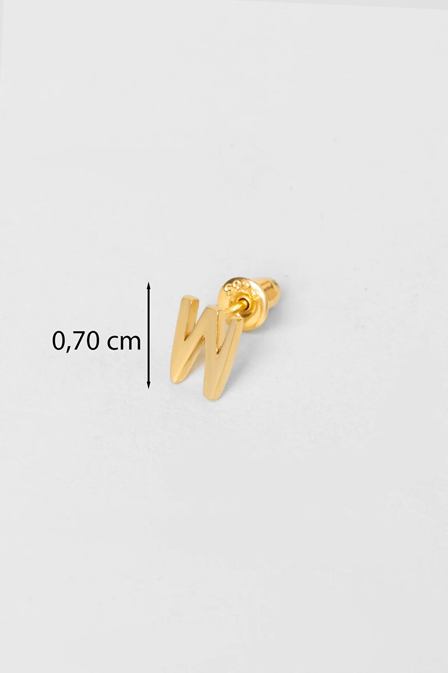 ⁠ W Harfi 18 Ayar Sarı Altın Kaplama Gümüş Tek Küpe_2}