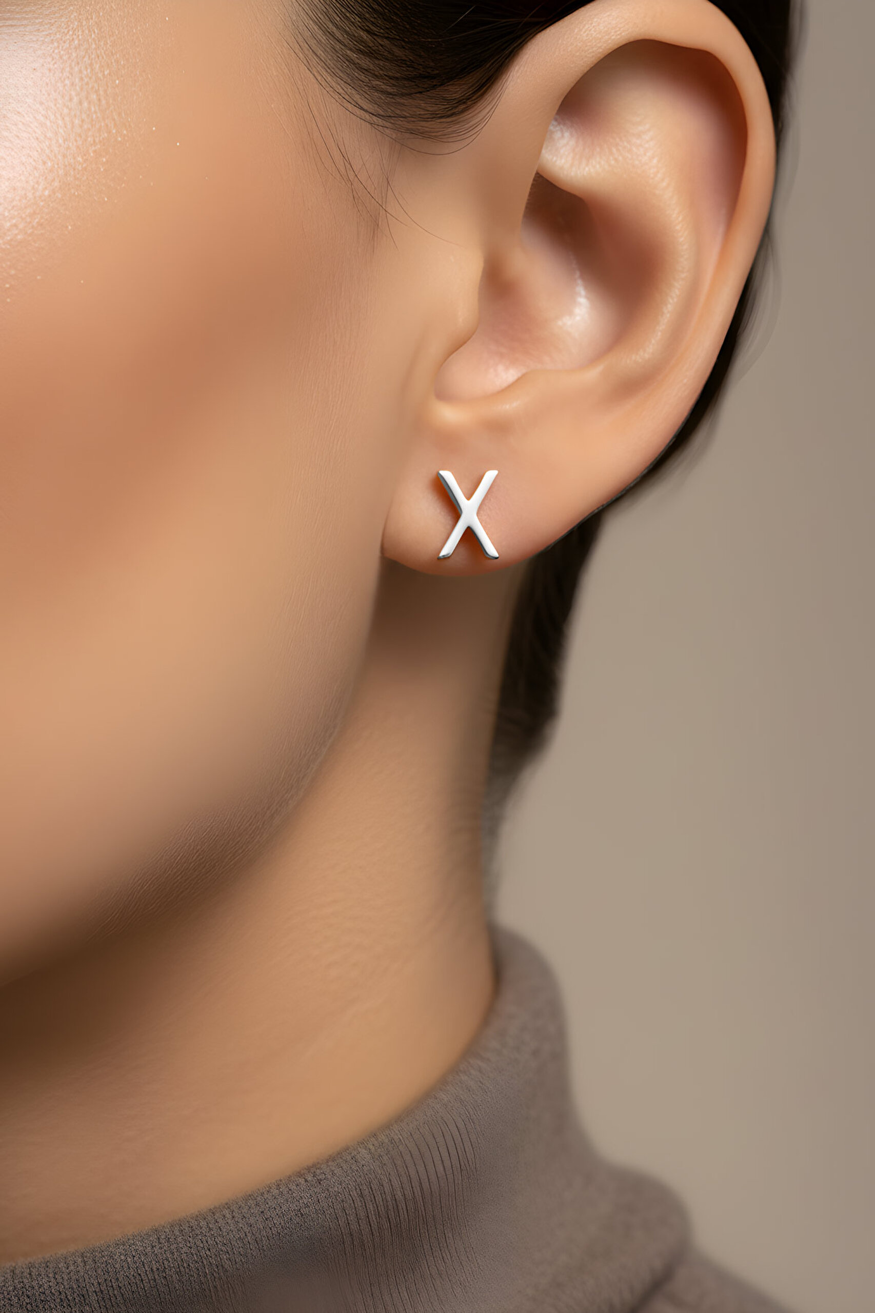 ⁠ X Harfi 18 Ayar Beyaz Altın Kaplama Gümüş Tek Küpe_1}