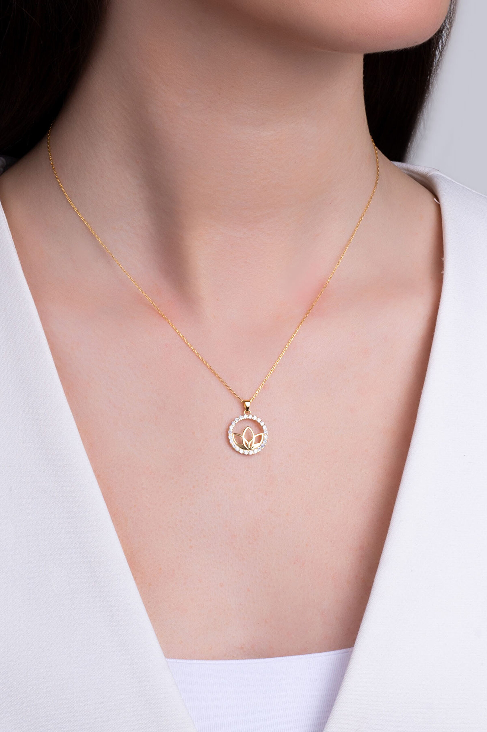 ⁠ Nilüfer Zarafeti 18 Ayar Sarı Altın Kaplama 43 Cm Gümüş Kolye_1}