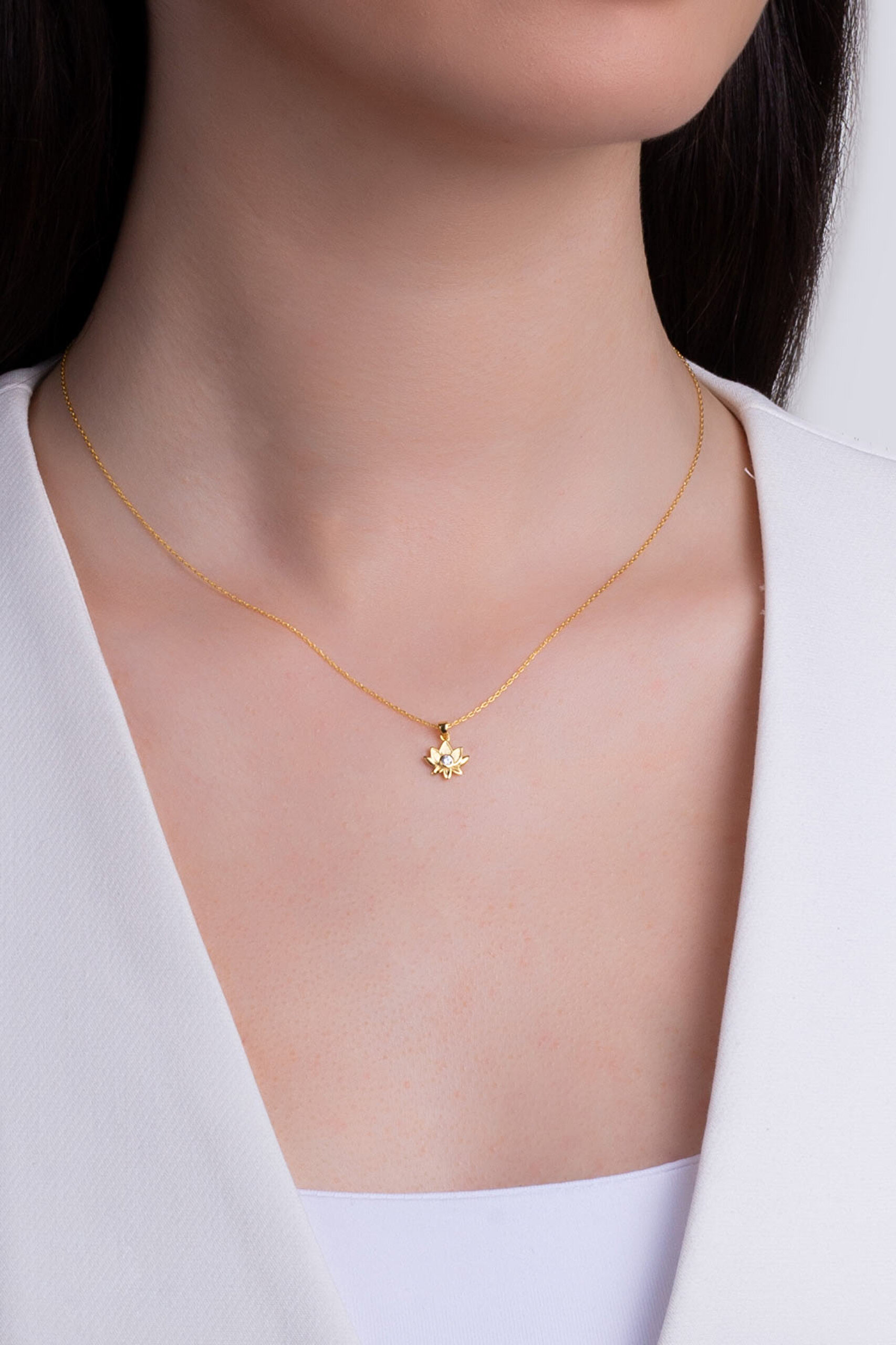 ⁠ Lotus Masalı 18 Ayar Sarı Altın Kaplama 43 Cm Gümüş Kolye_1}