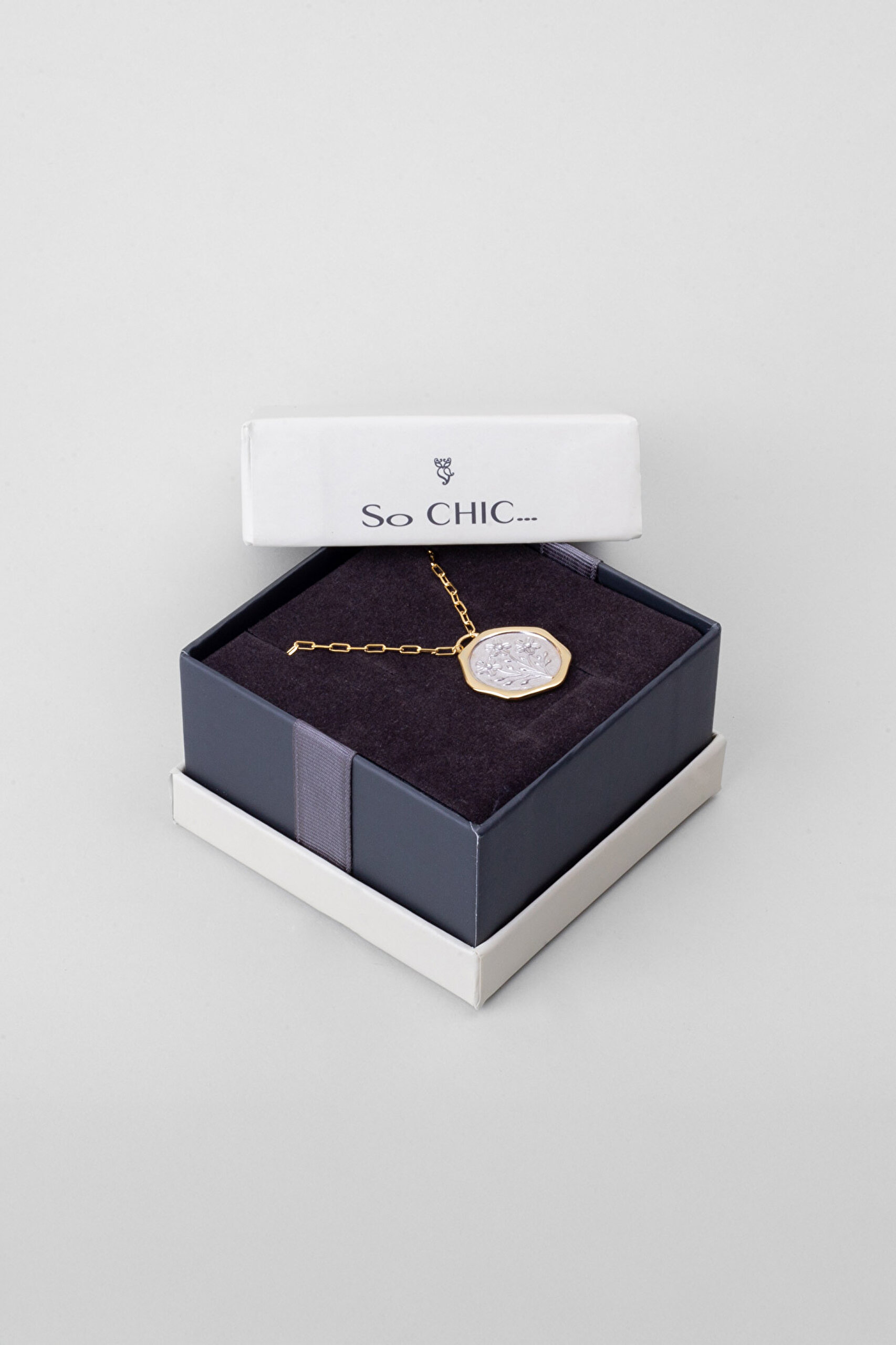 ⁠ İlkbahar Çiçeği 18 Ayar Sarı Ve Beyaz Altın Kaplama 58 Cm Çift Taraflı Gümüş Kolye_7}