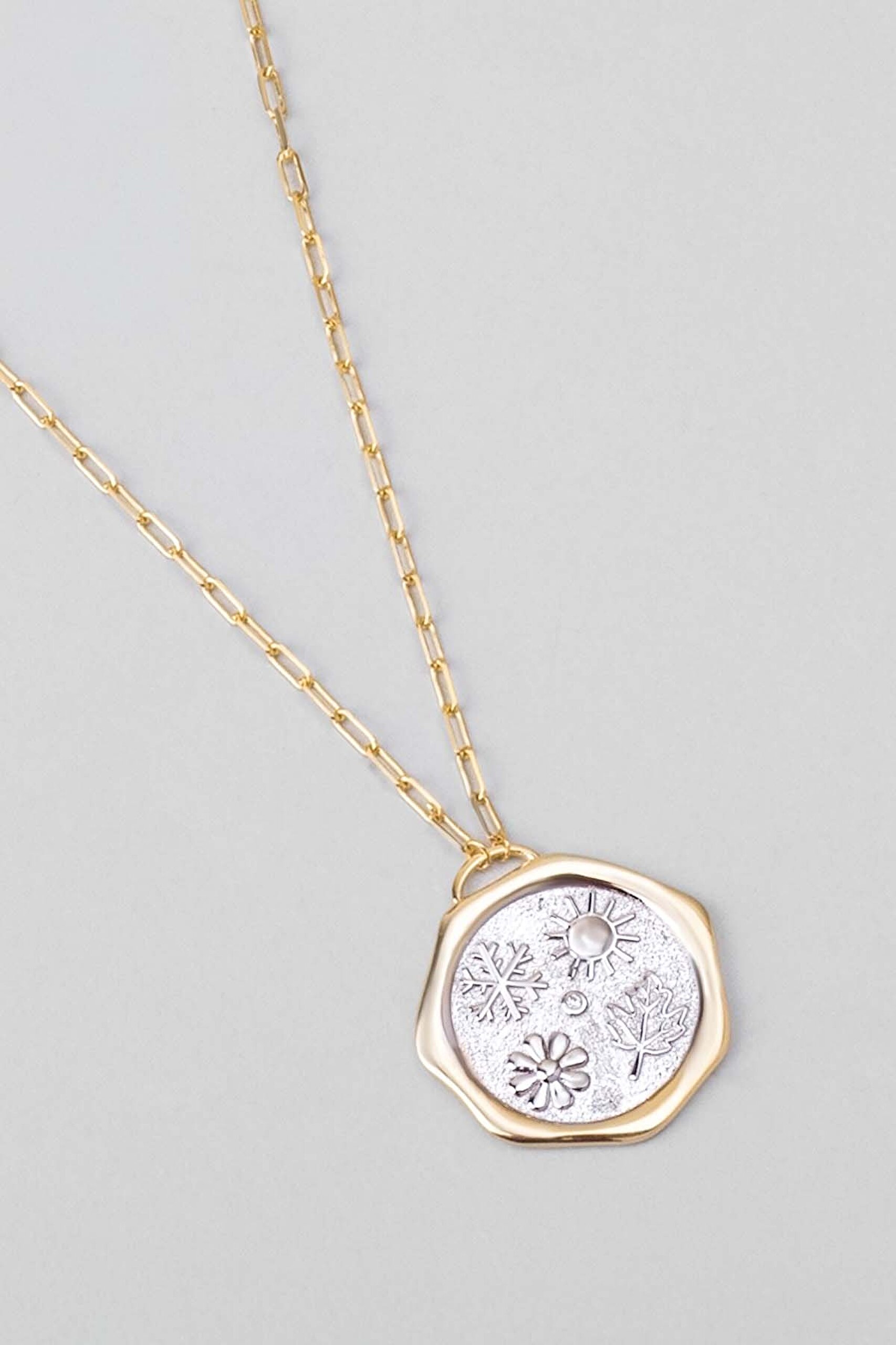 ⁠ İlkbahar Çiçeği 18 Ayar Sarı Ve Beyaz Altın Kaplama 58 Cm Çift Taraflı Gümüş Kolye_6}