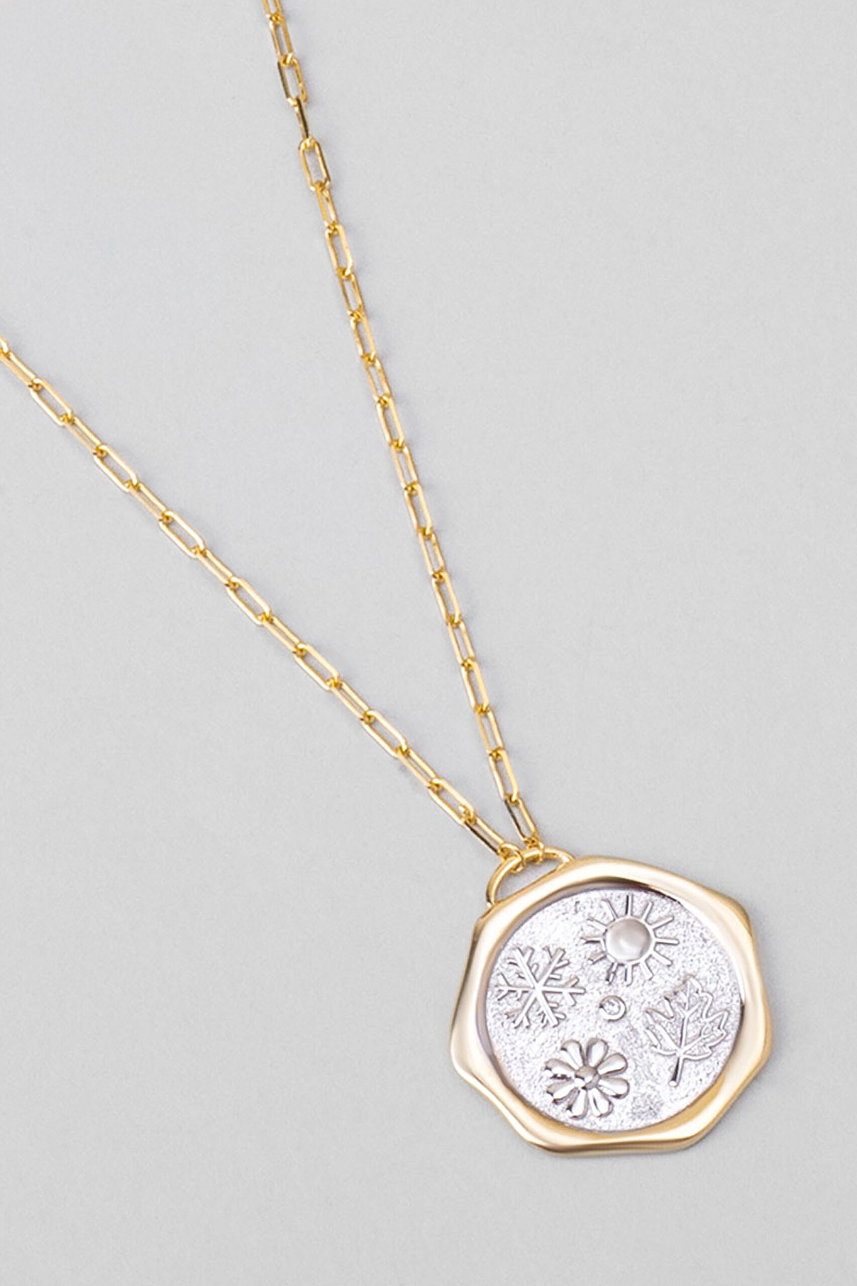 ⁠ Sonbahar Yaprağı 18 Ayar Sarı Ve Beyaz Altın Kaplama 58 Cm Çift Taraflı Gümüş Kolye_6}