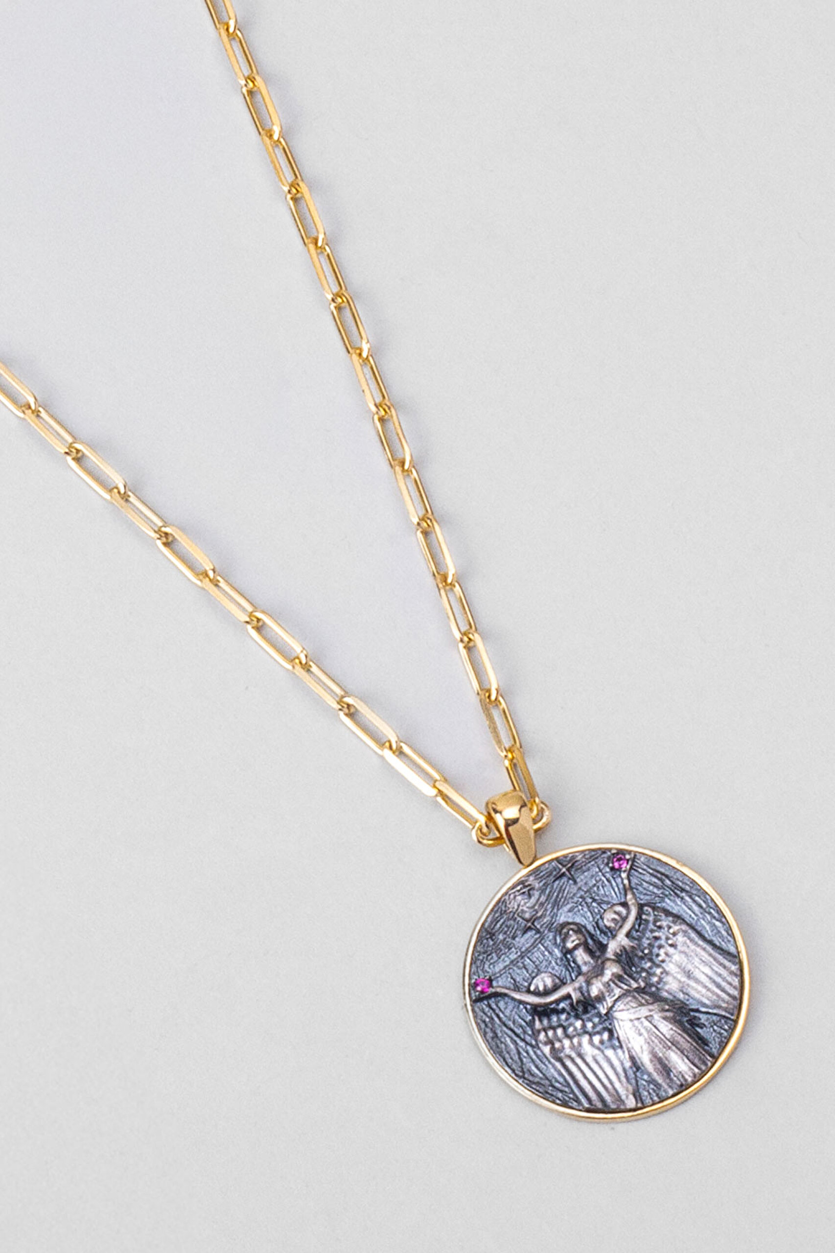 ⁠ Hera 18 Ayar Sarı Altın Kaplama 60 Cm Gümüş Madalyon Kolye_4}