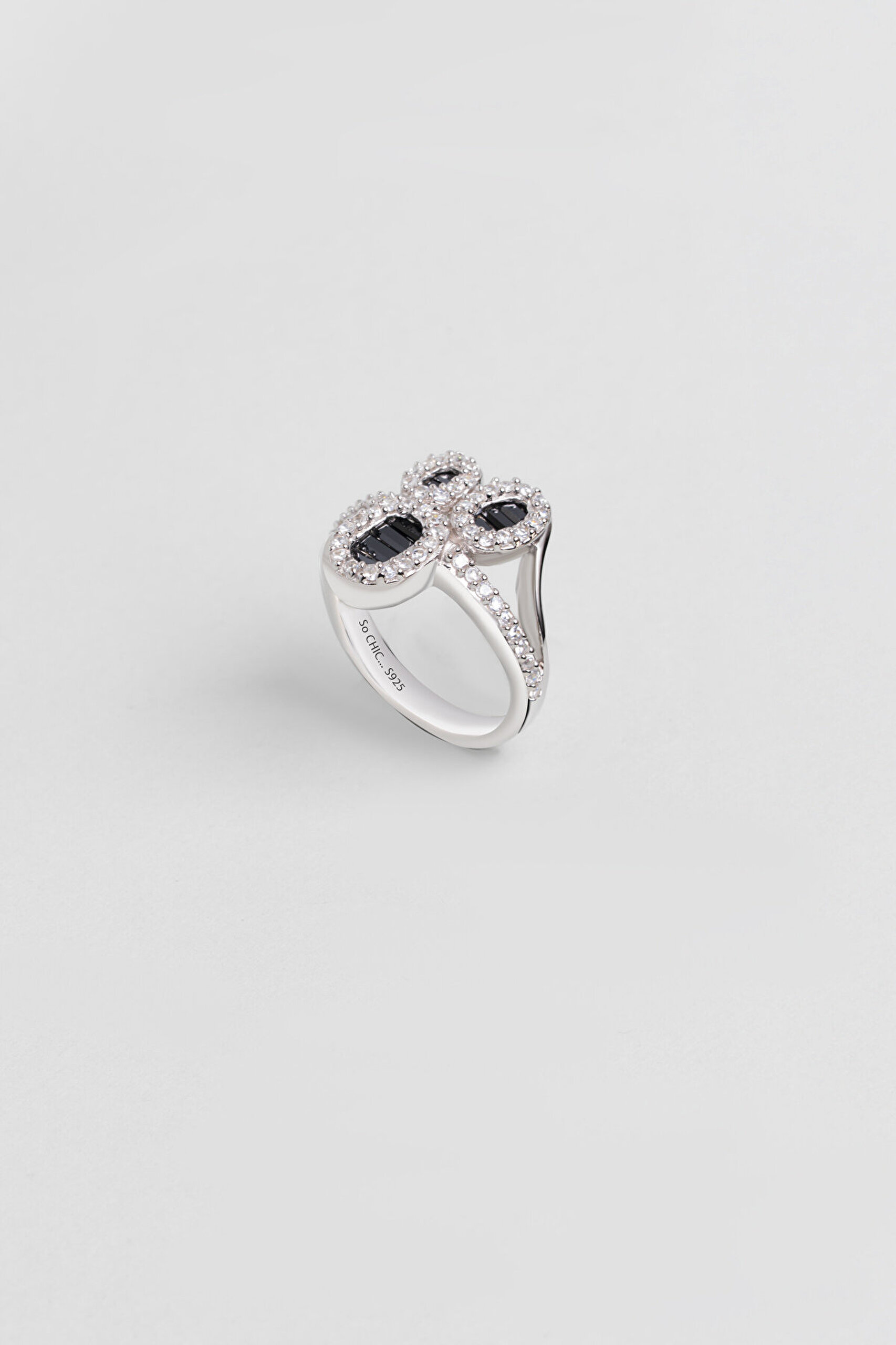 Siyah Işıltısı 18 Ayar Beyaz Altın Kaplama Gümüş Yüzük - 0