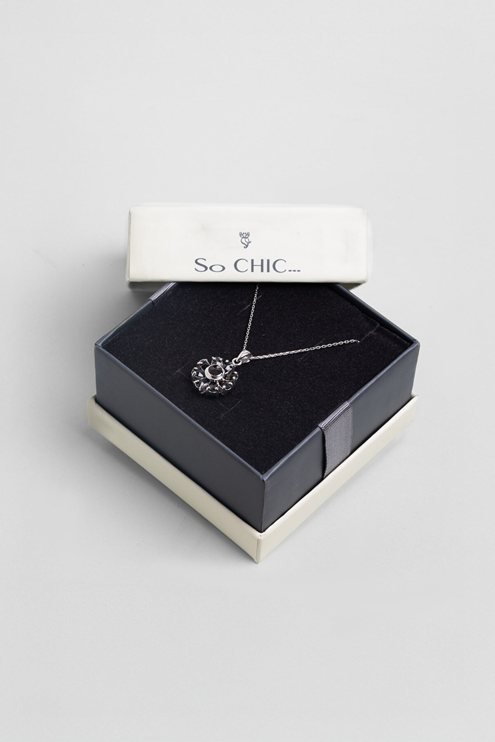 Çikolata Çiçeği 18 Ayar Beyaz Altın Kaplama 45 Cm Gümüş Kolye - 2