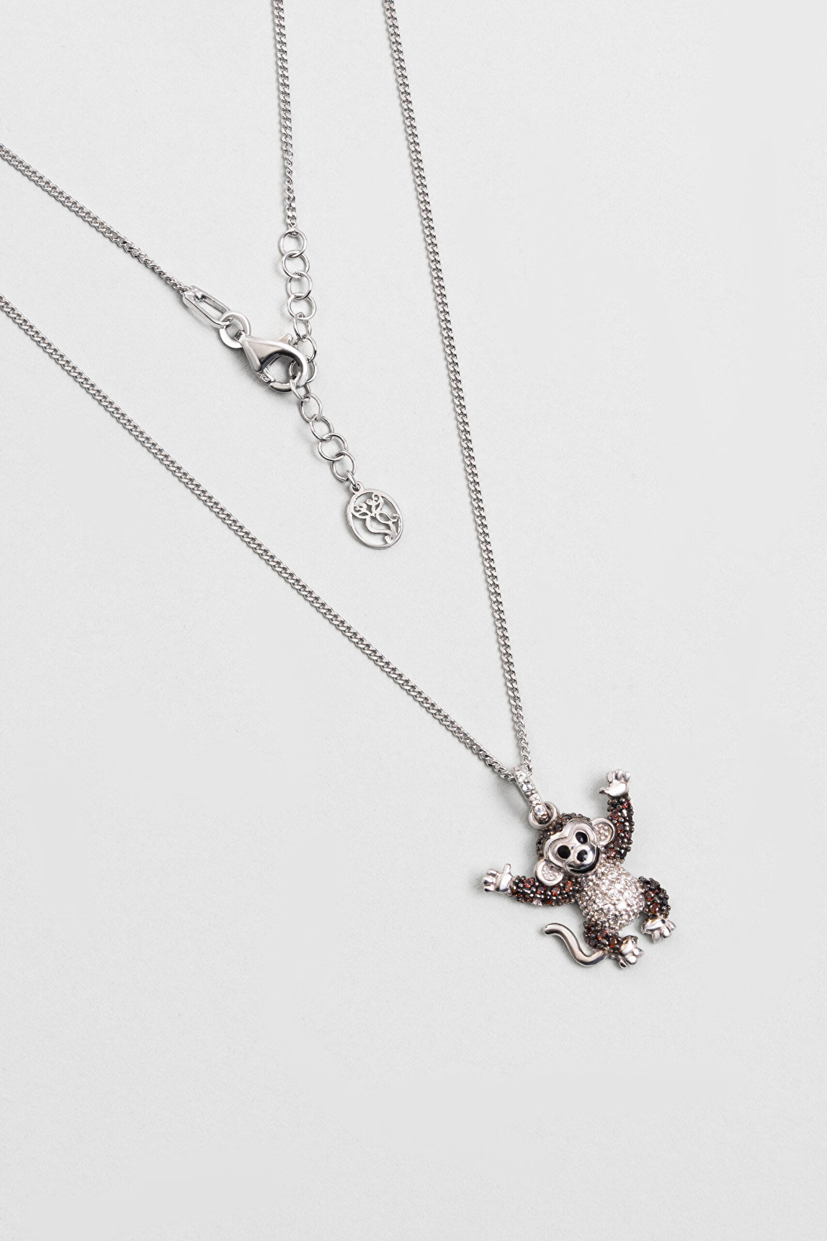 Sevimli Punch 18 Ayar Beyaz Altın Kaplama 43 Cm Gümüş Kolye - 1