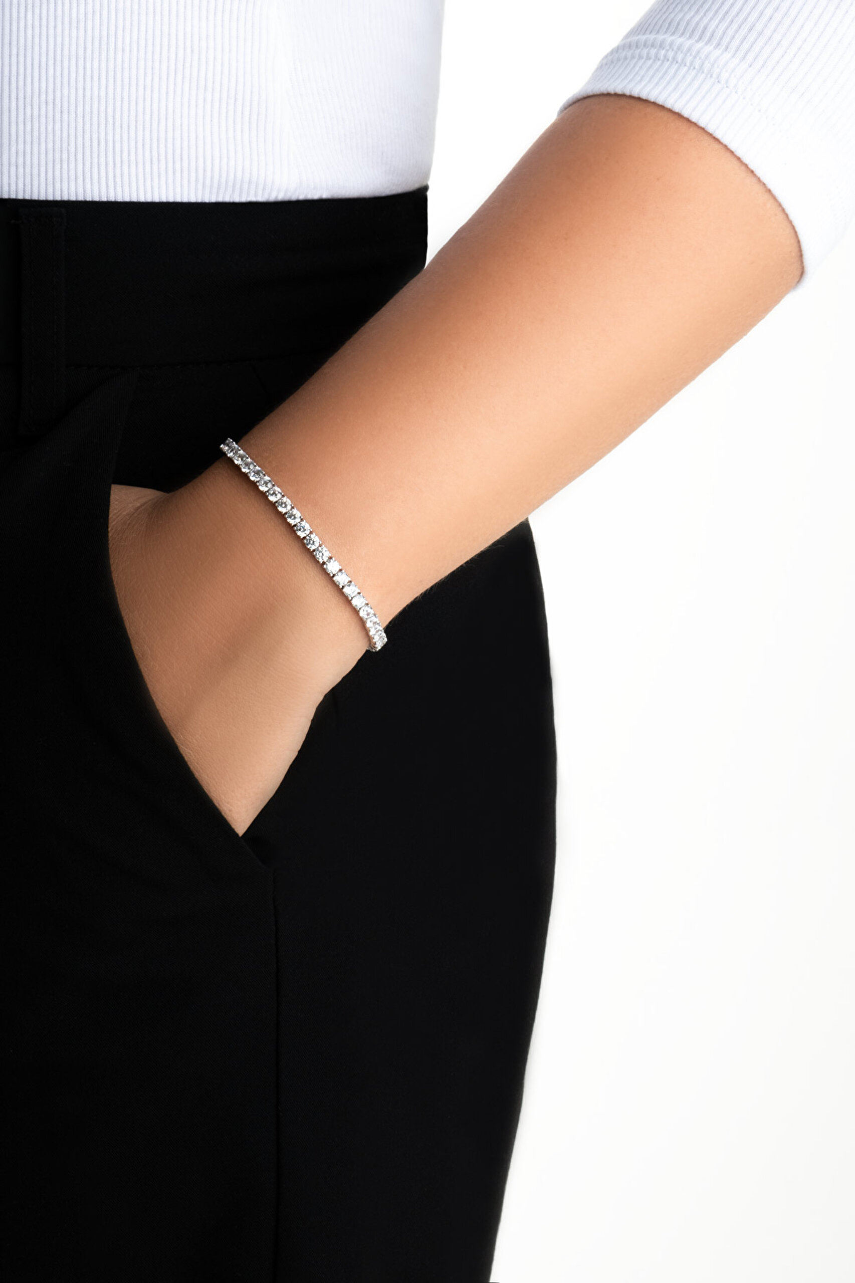 ⁠ Gece Işıltısı 18 Ayar Beyaz Altın Kaplama Gümüş Su Yolu Bileklik_3}