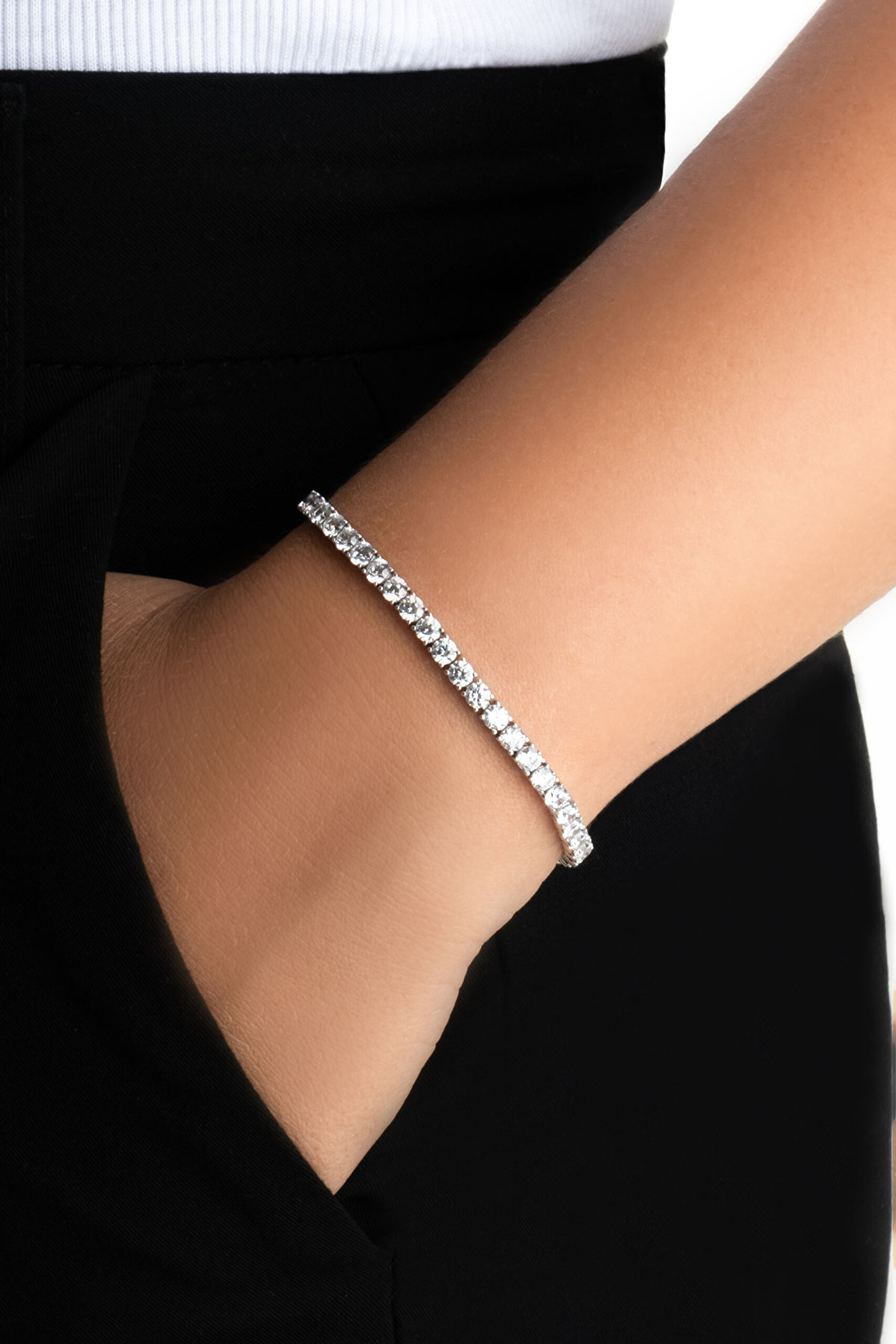 ⁠ Gece Işıltısı 18 Ayar Beyaz Altın Kaplama Gümüş Su Yolu Bileklik_1}