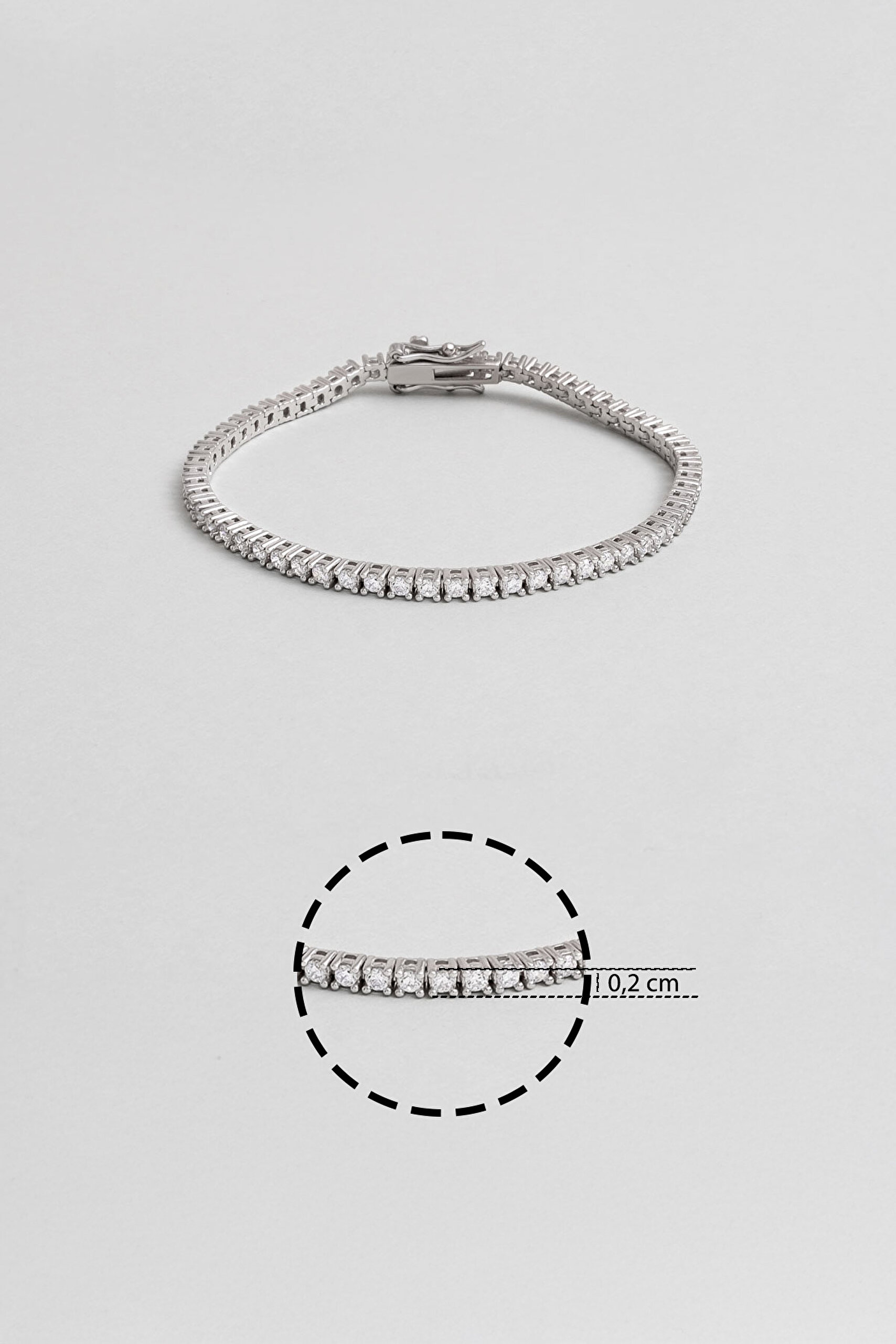 ⁠ Beyaz Taşlı 18 Ayar Beyaz Altın Kaplama Gümüş Su Yolu Bileklik_2}