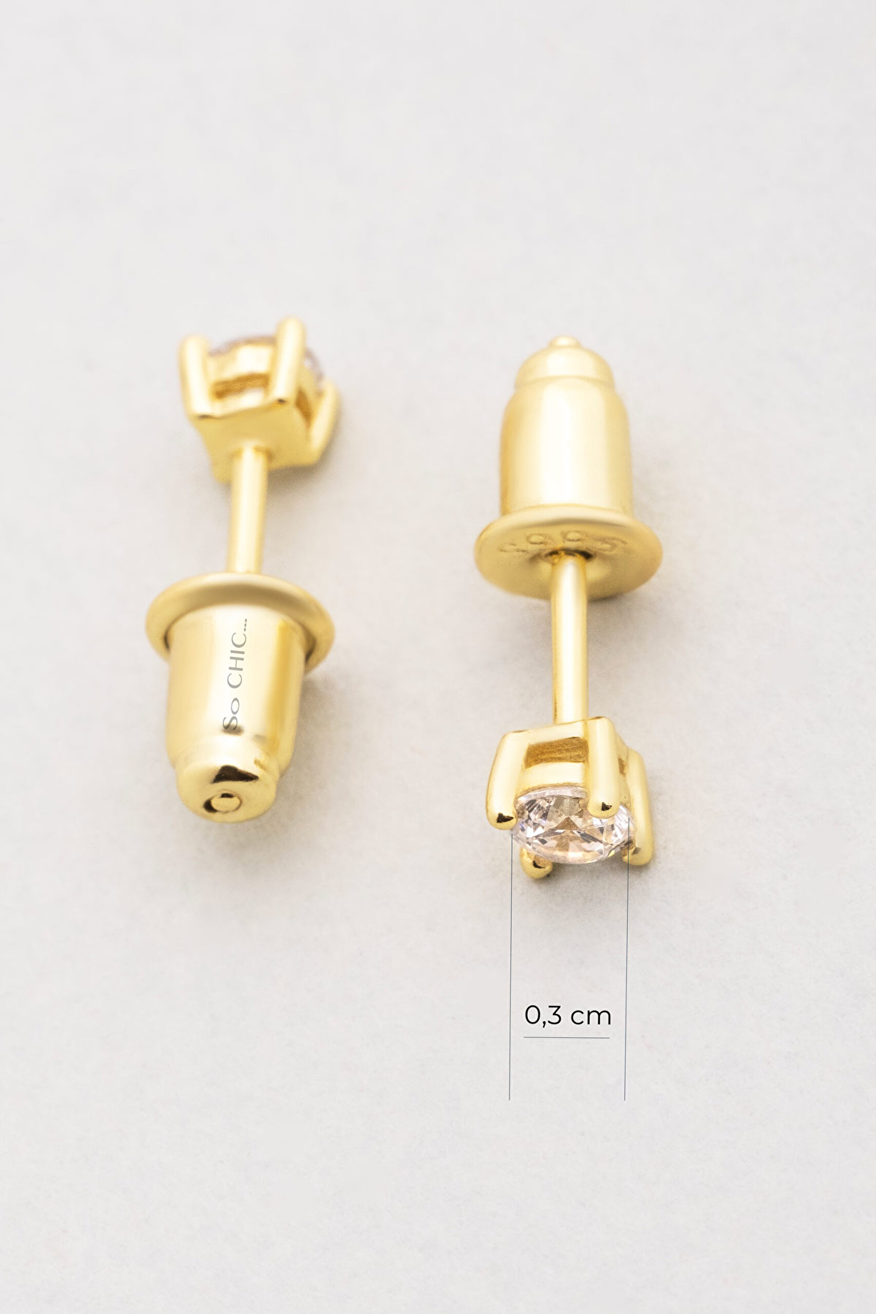 ⁠ Zirkon Taşlı 3 mm 18 Ayar Sarı Altın Kaplama Gümüş Tektaş Küpe_1}