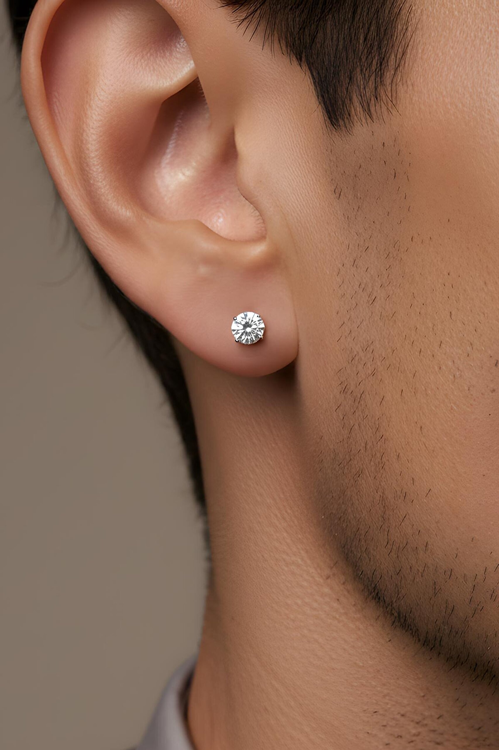 Beyaz Taşlı 18 Ayar Beyaz Altın Kaplama Unisex Gümüş Tektaş Küpe - 3